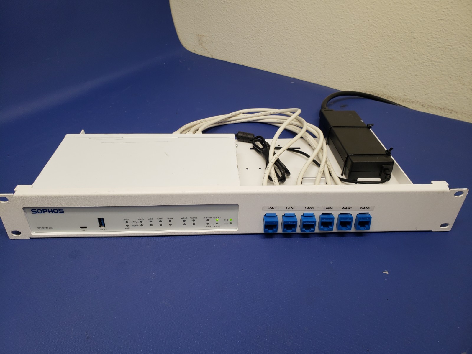 Sophos SD-RED-60 Ethernet Security Appliance 10/100/1000 * With Adapter *