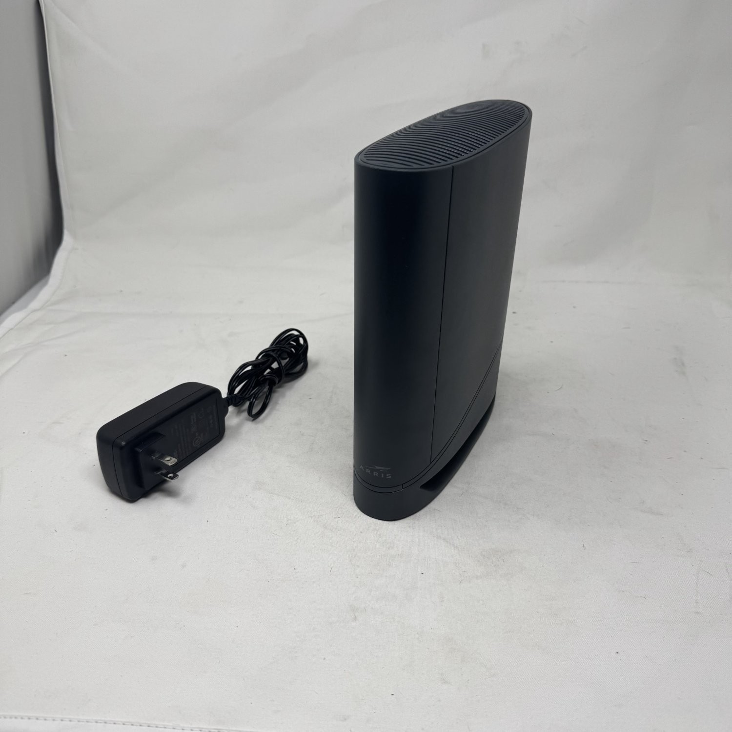 ARRIS G34 Cable Modem Router Combo Coaxial F-connector Black Dual-Band Unlocked
