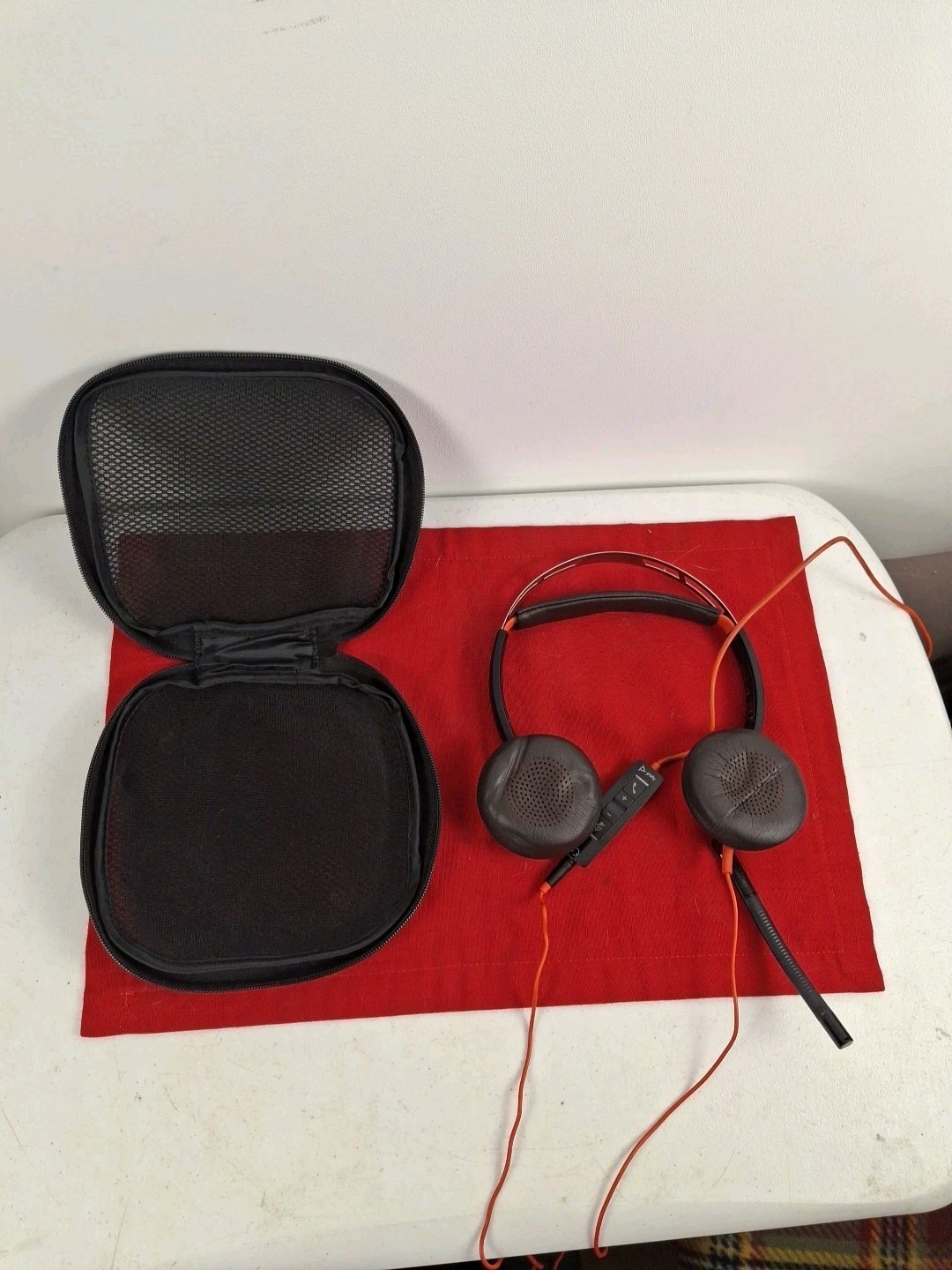 Plantronics Poly Blackwire 5200 Series C5220 USB-A Stereo Headset & Case