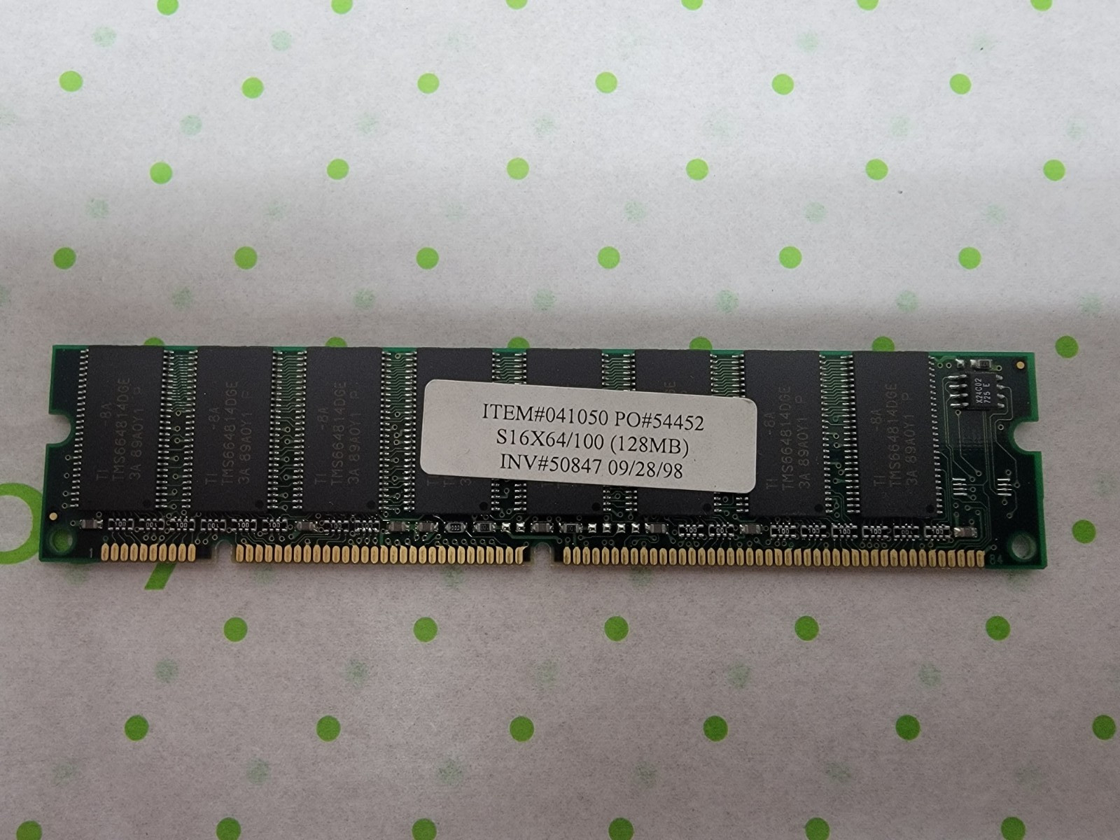 GENERIC 128MB PC100 (16X64) DIMM SDRAM Memory RAM