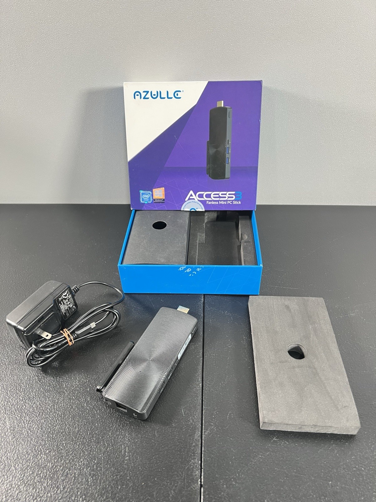 Azulle Mini Fanless PC Stick HDMI Computer Win10 Z3735F 2GB 32GB