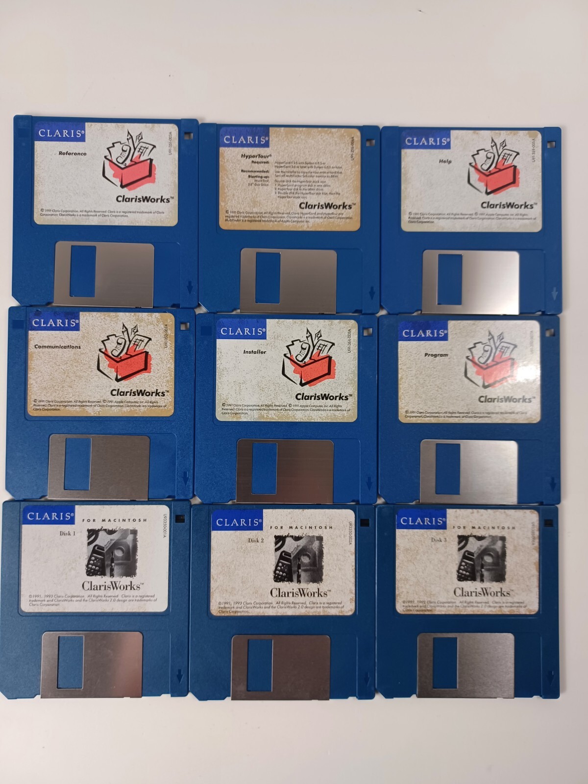 CLARIS - Claris Works 2.0 for Macintosh 3.5" Floppy Disks 1993 - 9 Disk Set