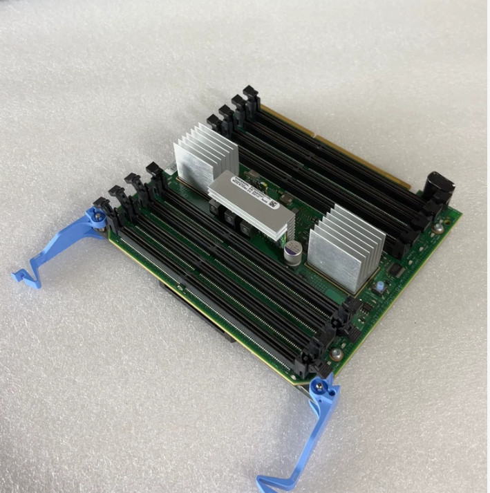 IBM 8-Slot Power7 DDR3 Memory Riser Card E4C E6C E4D pSeries 00E2097