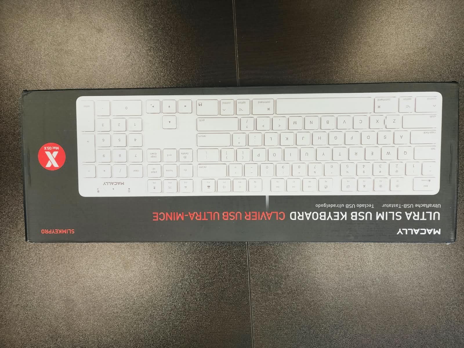 Macally Ultra Slim Full Size USB Wired Keyboard for Mac - silver/white - NEW