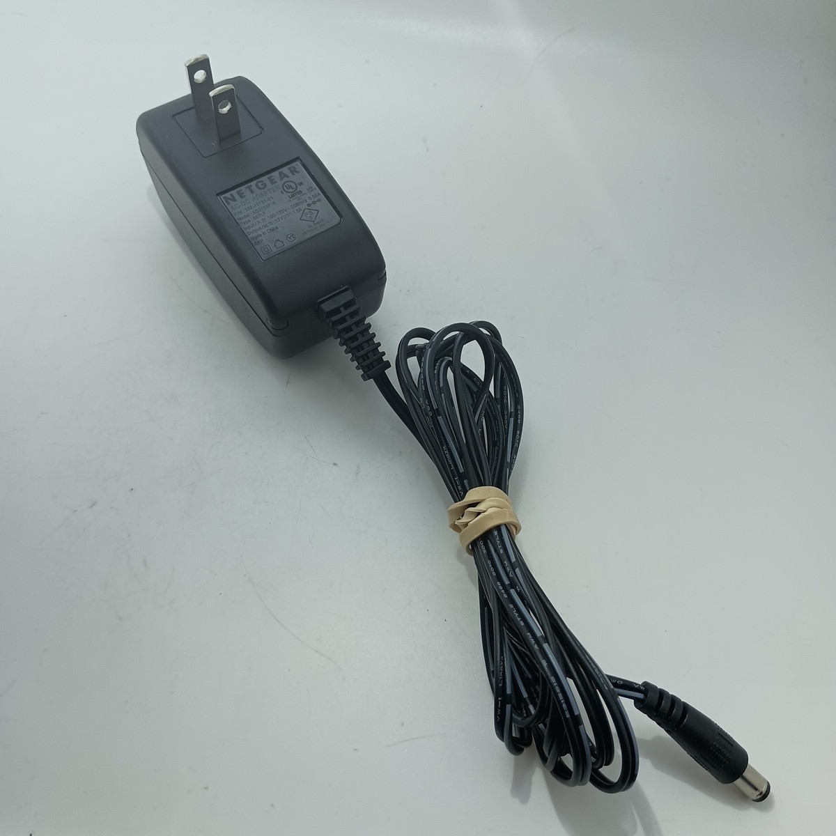 #AB) Netgear AD2032F10 12V 1.5A 18W AC DC Adapter, 332-10751-01, 007LF
