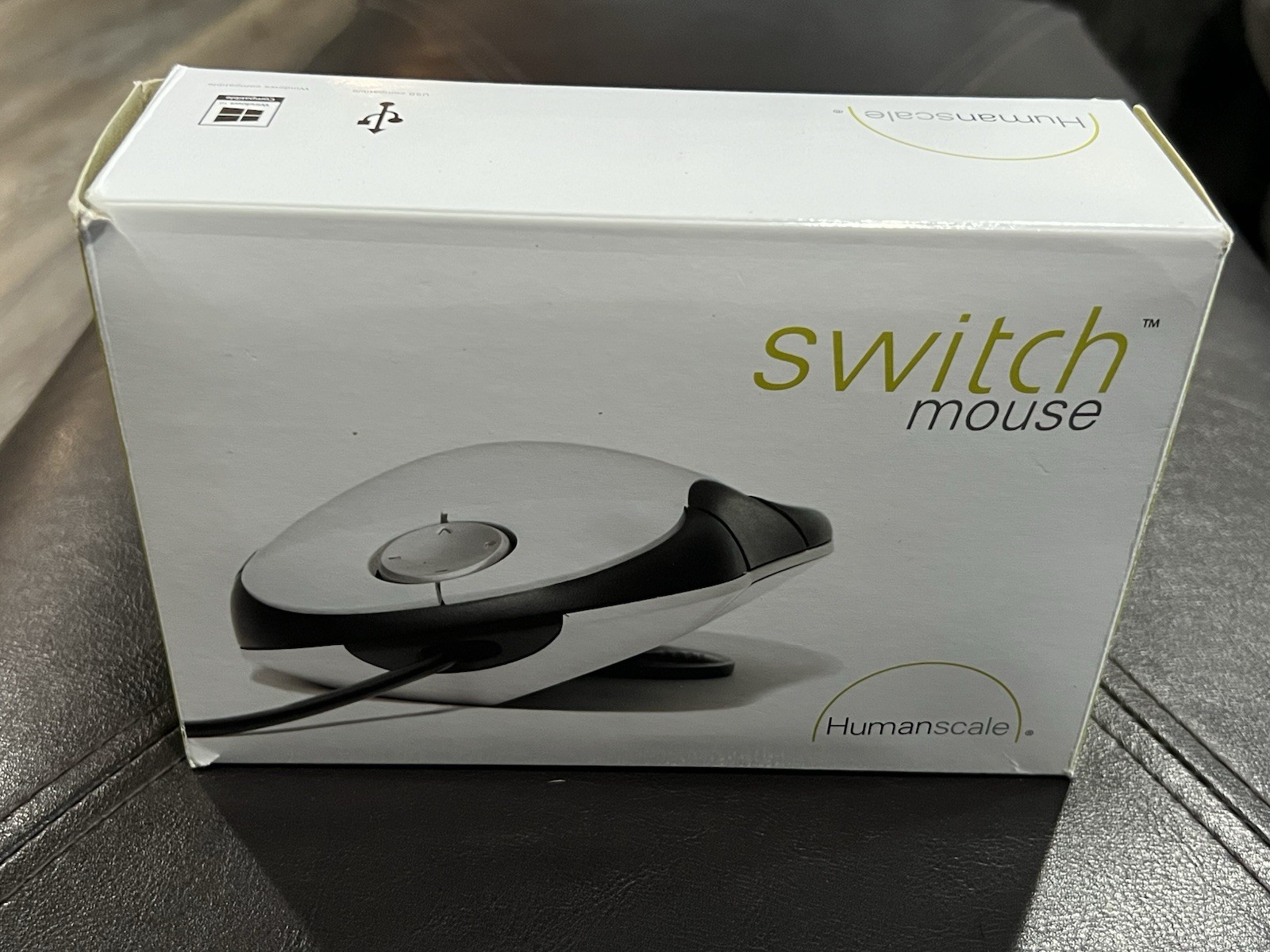 Humanscale Switch Mouse SMUSB Ergonomic Adjustable Wired USB Mouse White/Black