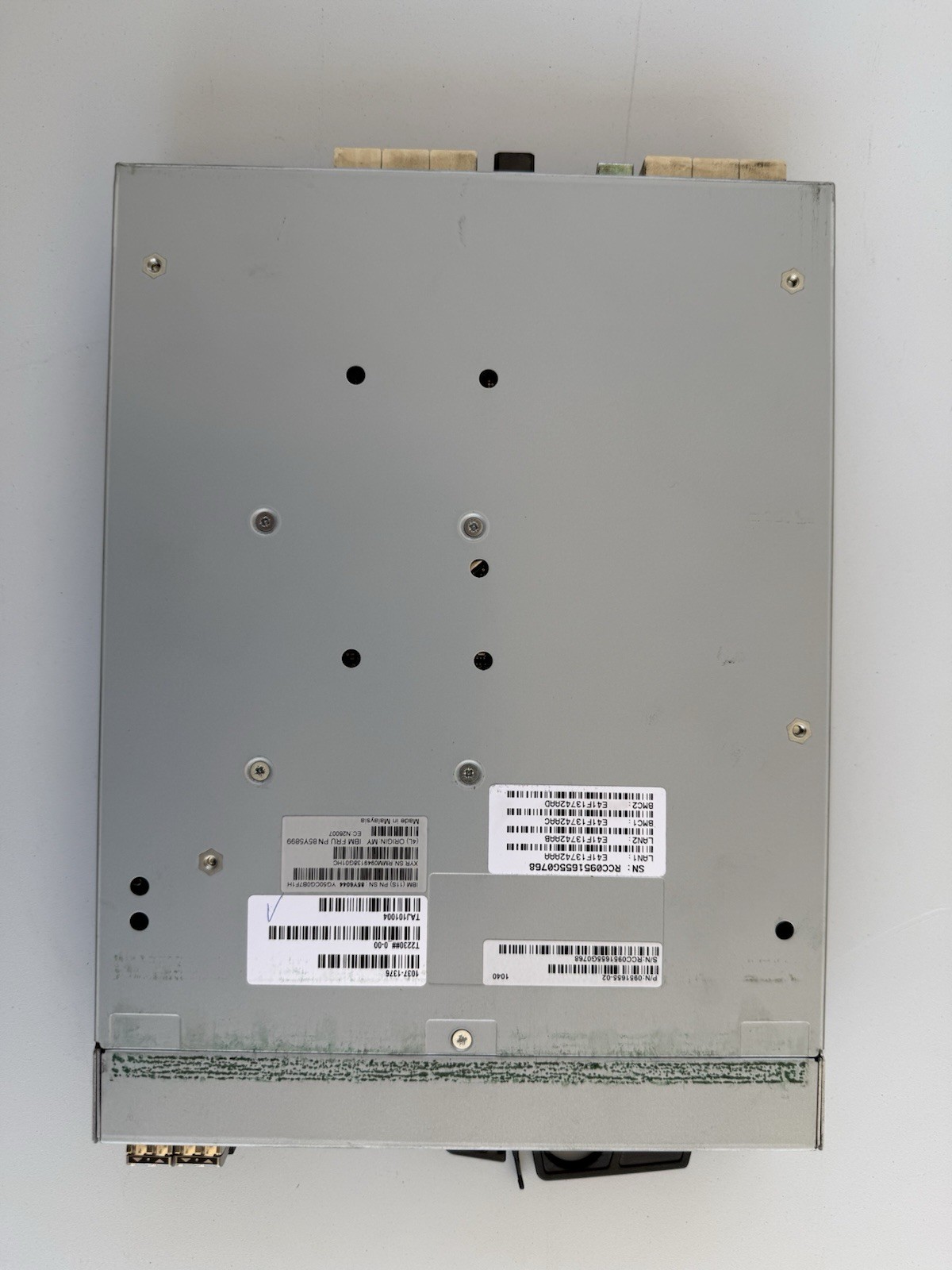 IBM 8Gbps Fibre Channel iSCSI Type 100 Controller Module for Storwize V7000