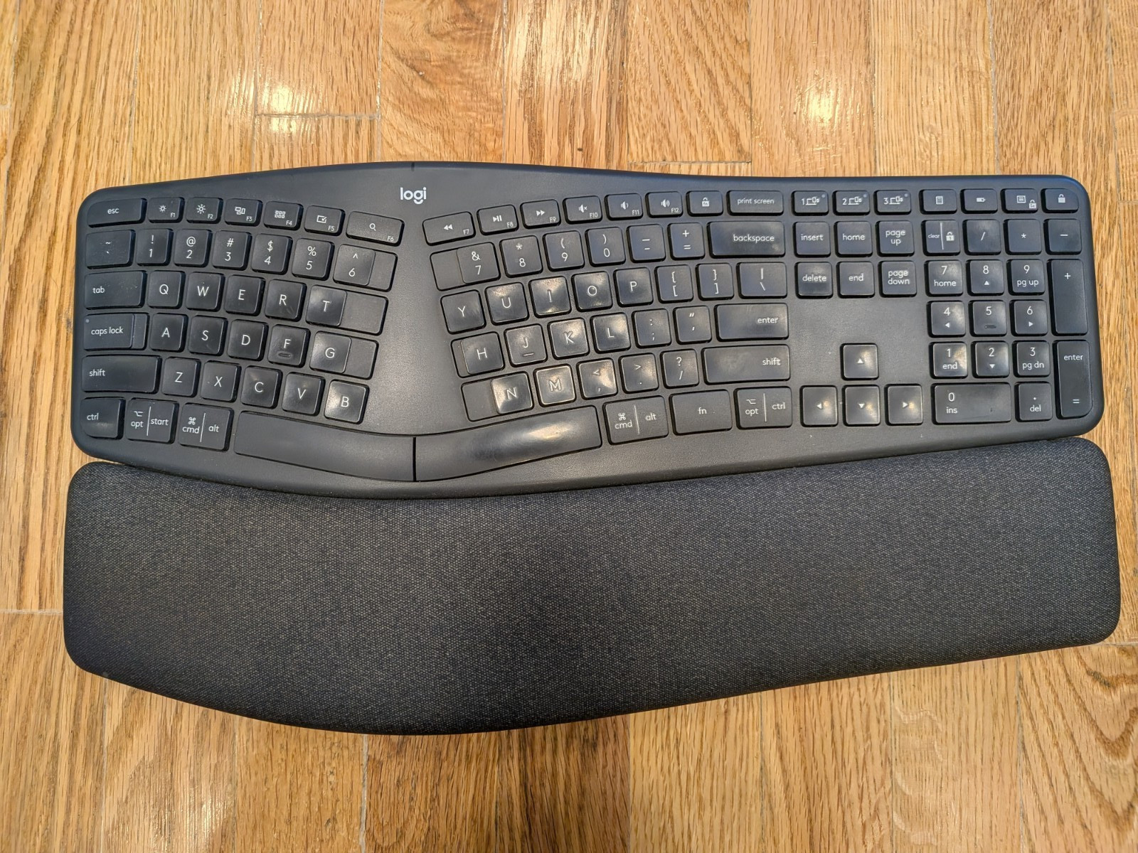 Logitech Ergo K860 Wireless Ergonomic Keyboard w/ Dongle YR0072 TESTED