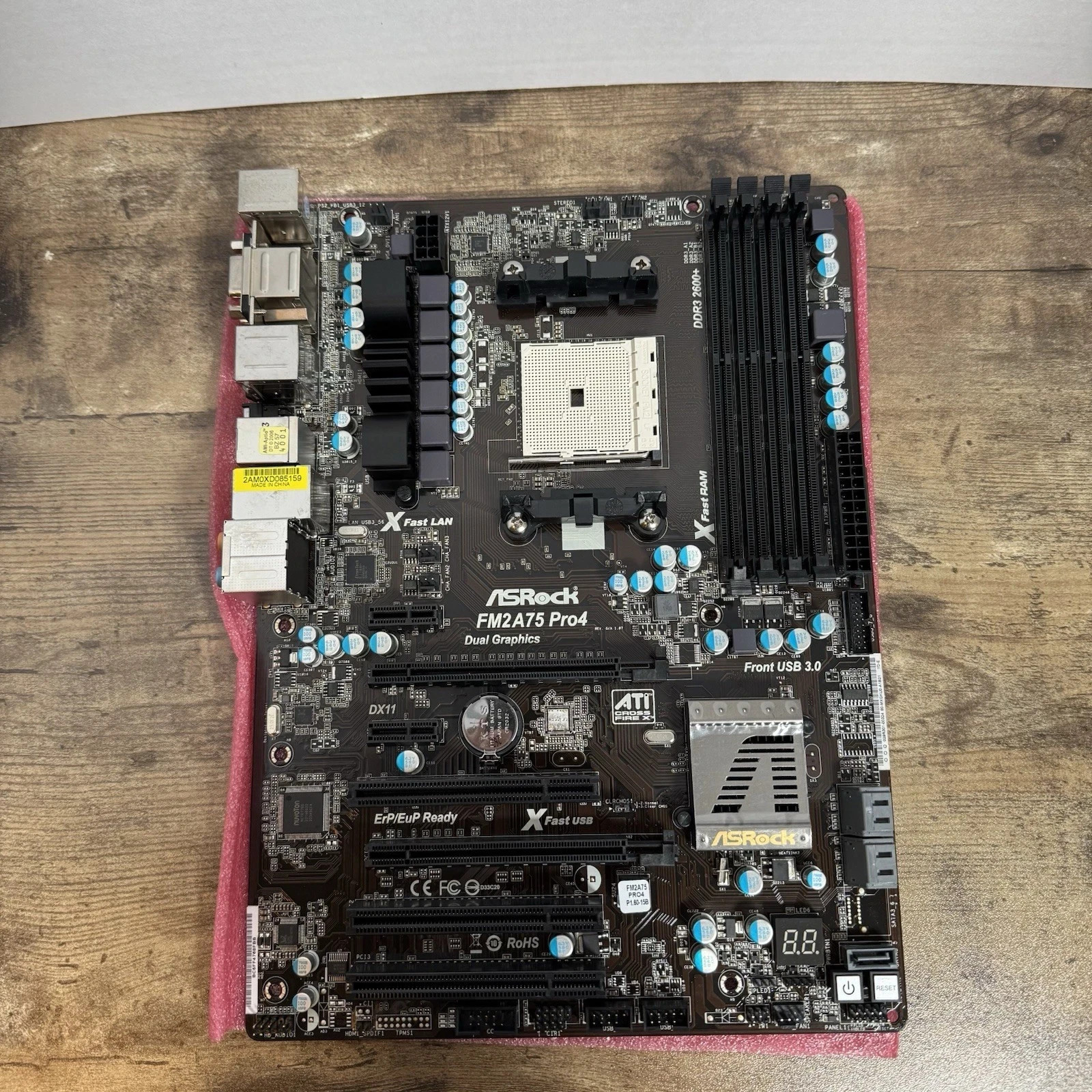 ASRock Motherboard FM2/AMD A75 FCH/DDR3/SATA3&USB3.0/A&V&GbE/ATX, FM2A75 PRO4