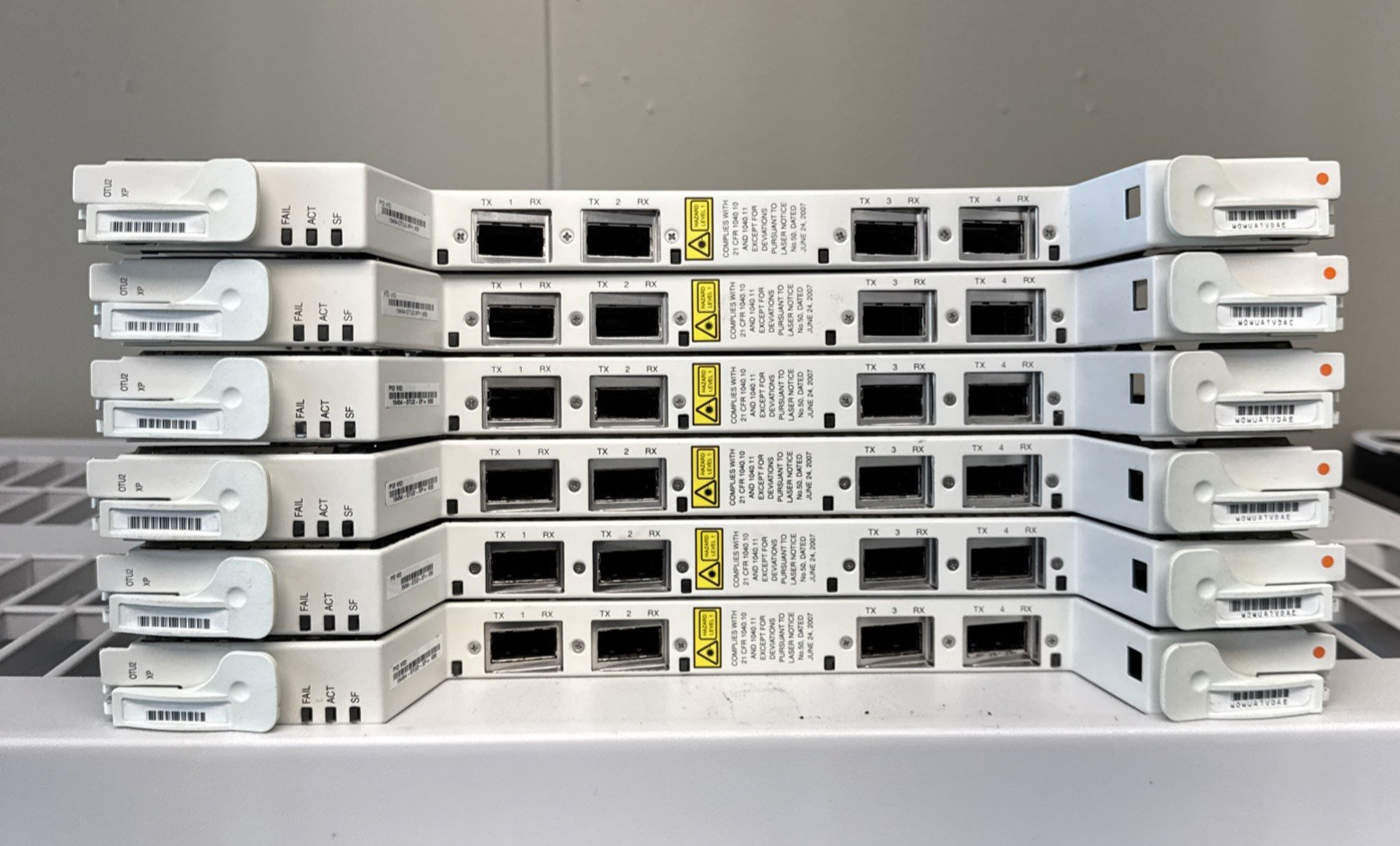 Cisco 15454-OTU2-XP OTU2 Crossponder Module for ONS 15454 800-33910-02