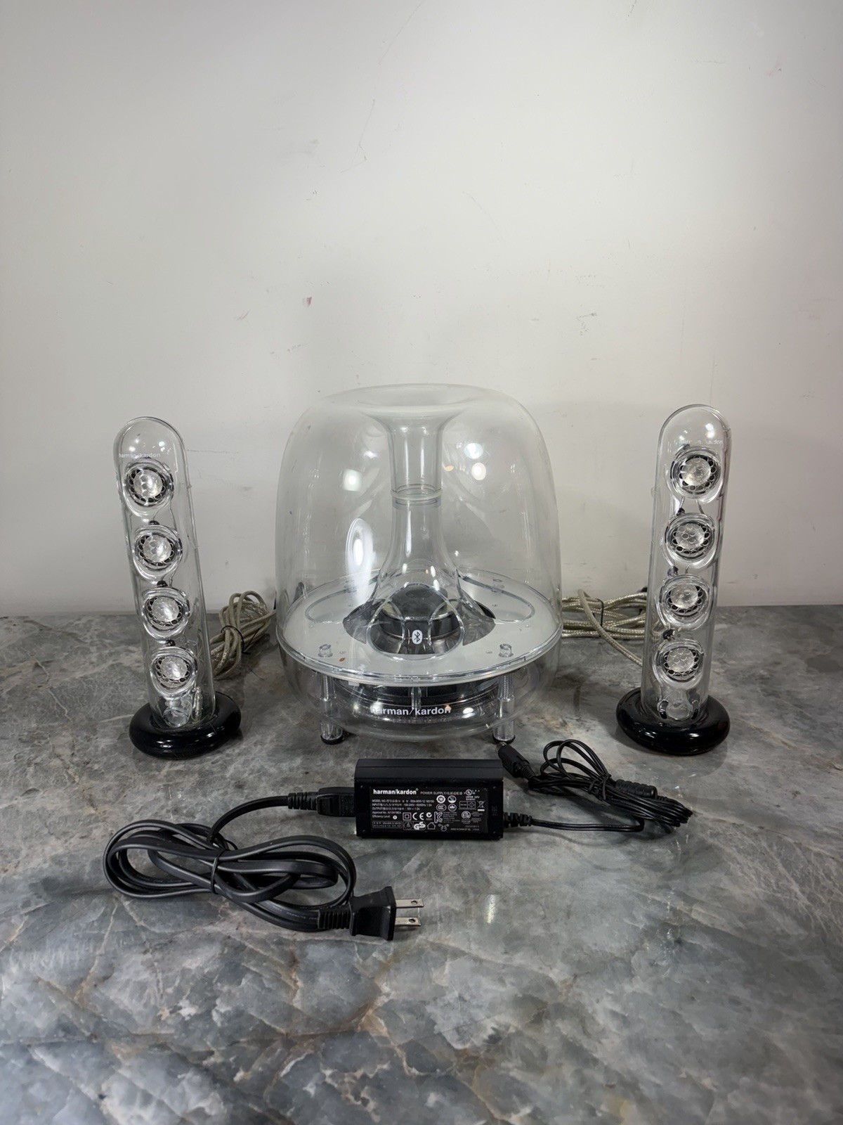 Harman Kardon SoundSticks 2.1 Channel Clear/Black Bluetooth Wired Speaker System