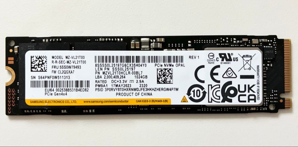 Samsung MZ-VL21T00 1 TB (1,024 MB) M.2 2280 PCIe NVMe Internal SSD Gen4x4 PM9A1
