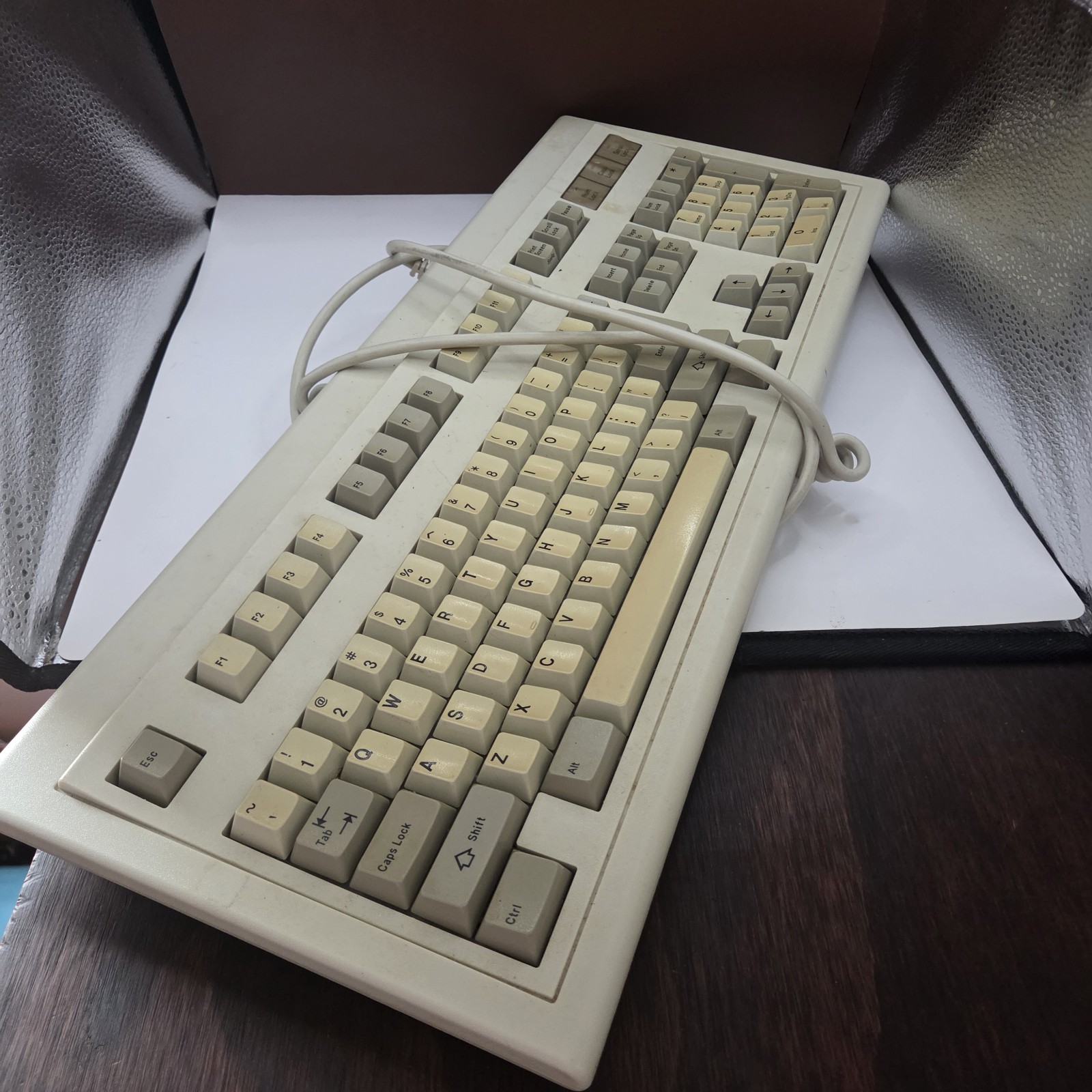 Vintage Lite-on Keyboard Sk-8801B-1U PS2 GAMING KEYBOARD CLICK LOUD WIRED PLUG 