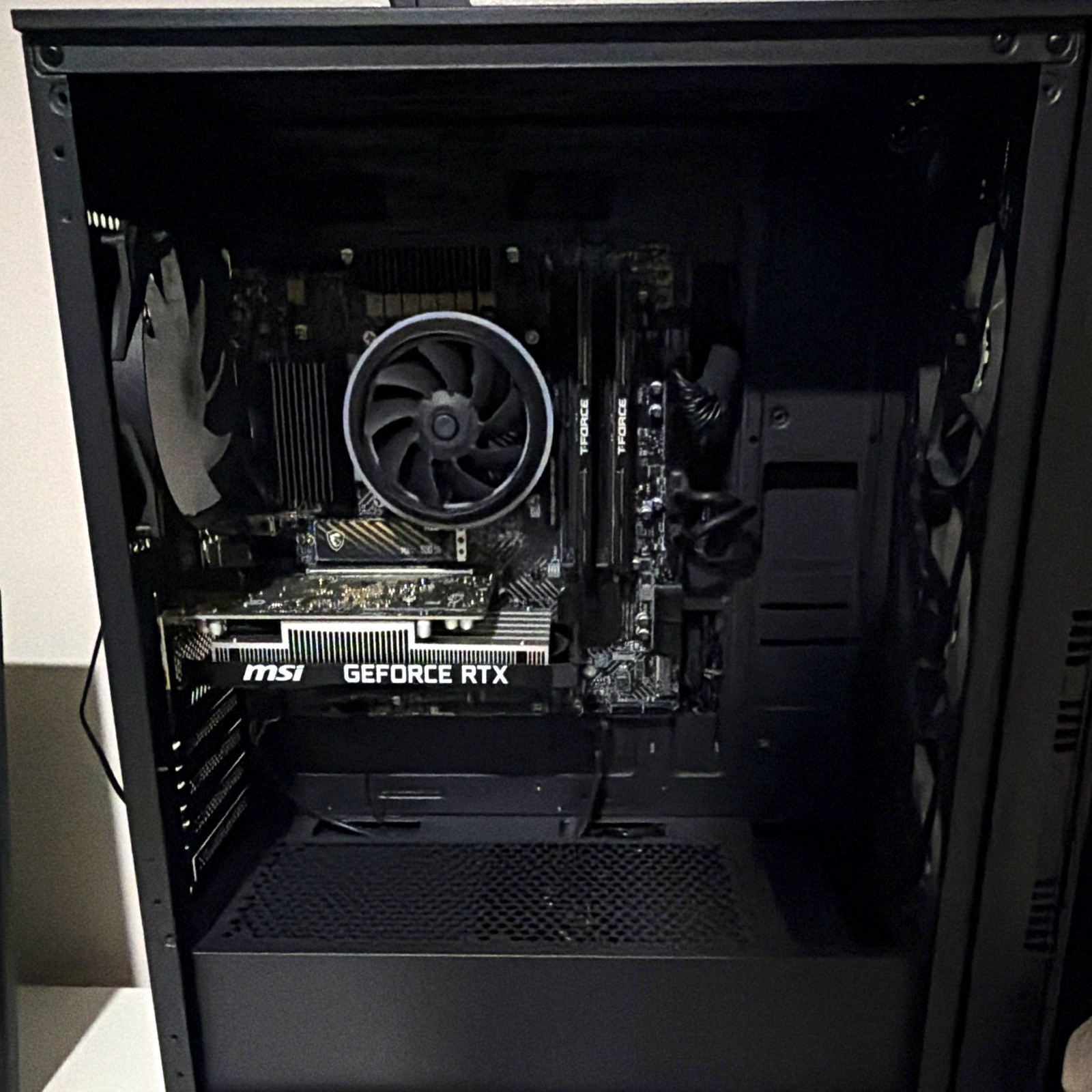 Custom/Whitebox Intel Core i5 Gaming Tower Desktop MSI GeForce RTX Black TG