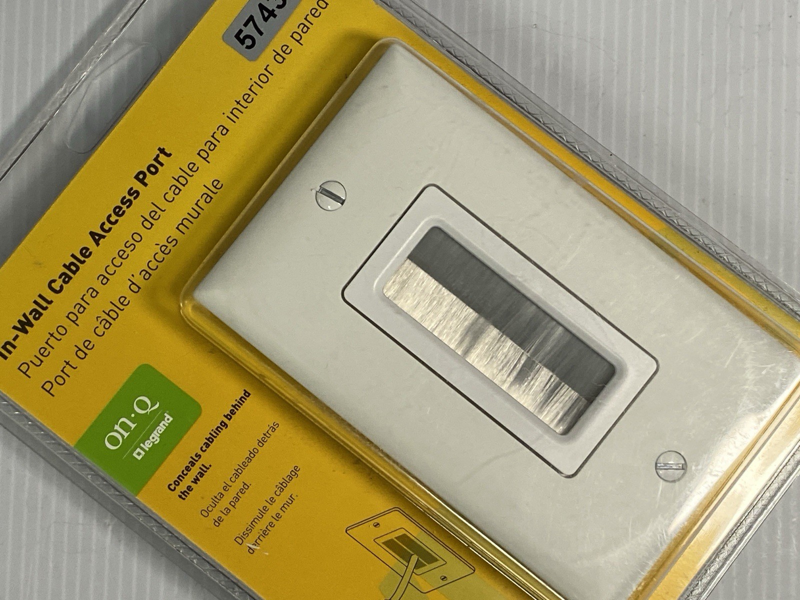 NEW On-Q/Legrand On-Q  Cable Access Wall Plates | P/N WP1014-WH-V1