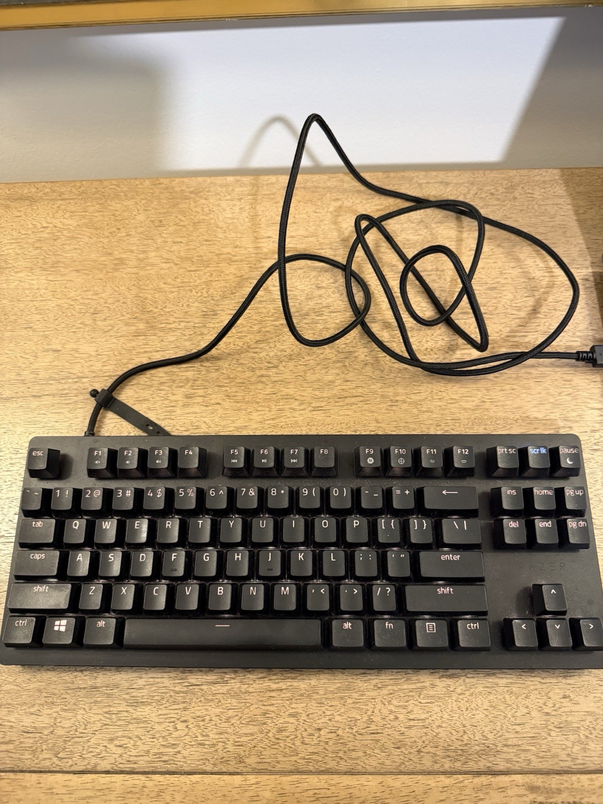 Razor Huntsman V2 Tenkeyless Keyboard