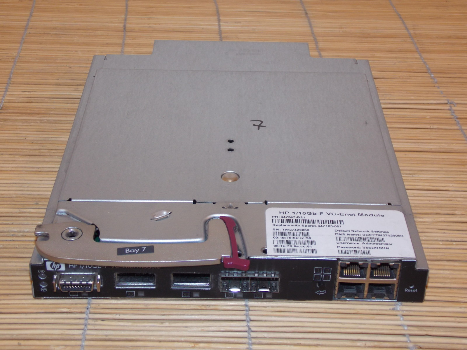 447047-B21 - HP 1/10Gb-F Virtual Connect Ethernet Module for c-Class BladeSyste