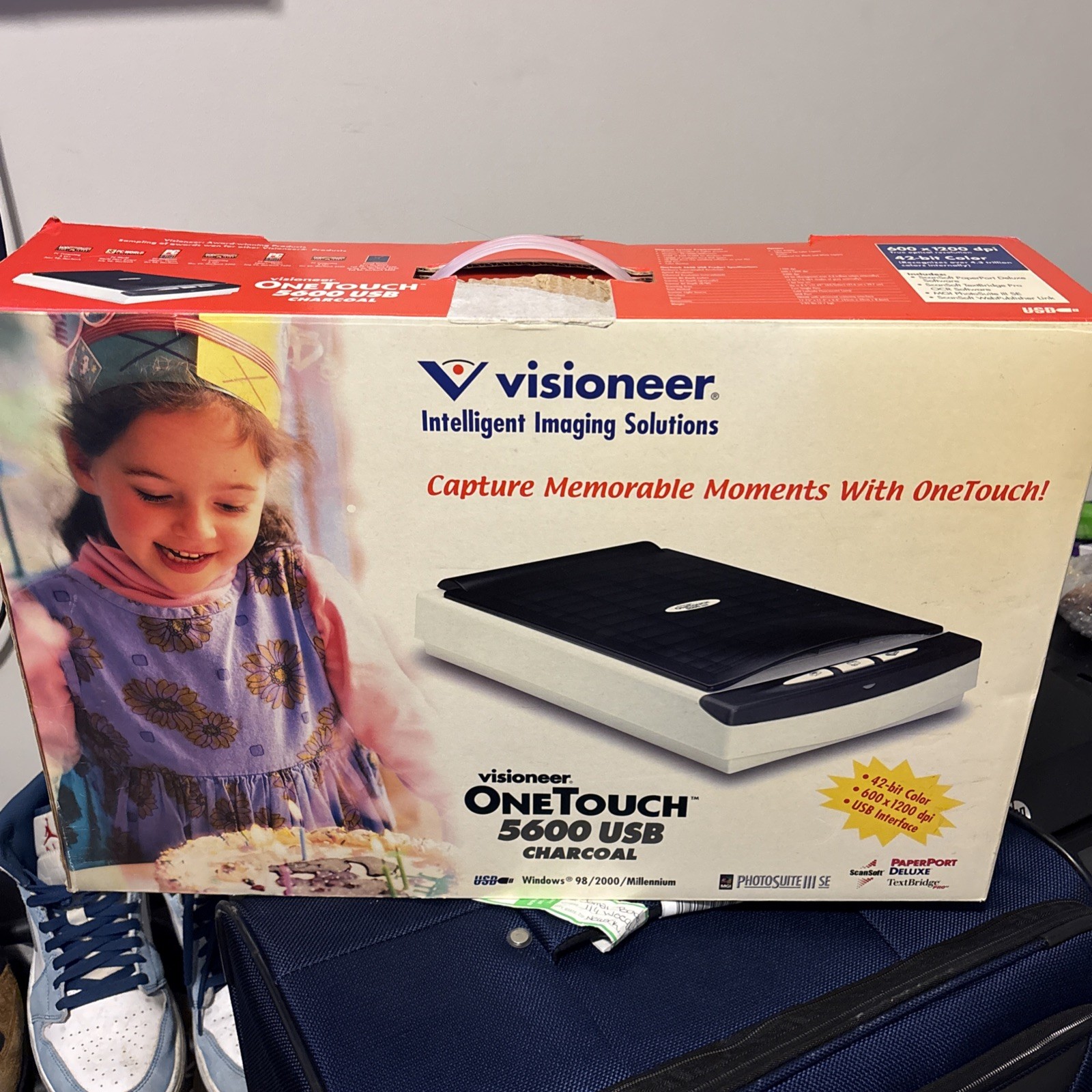 Visioneer OneTouch 5600 USB Flatbed Scanner 600 x 1200 DPI 42-bit Color New