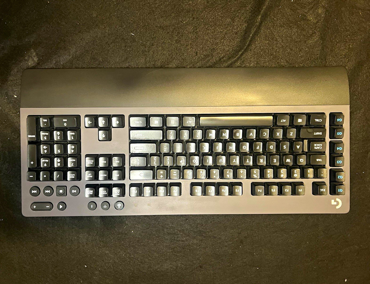 Logitech G613 Wireless Mechanical Gaming Keyboard English Black/Gray with dongle