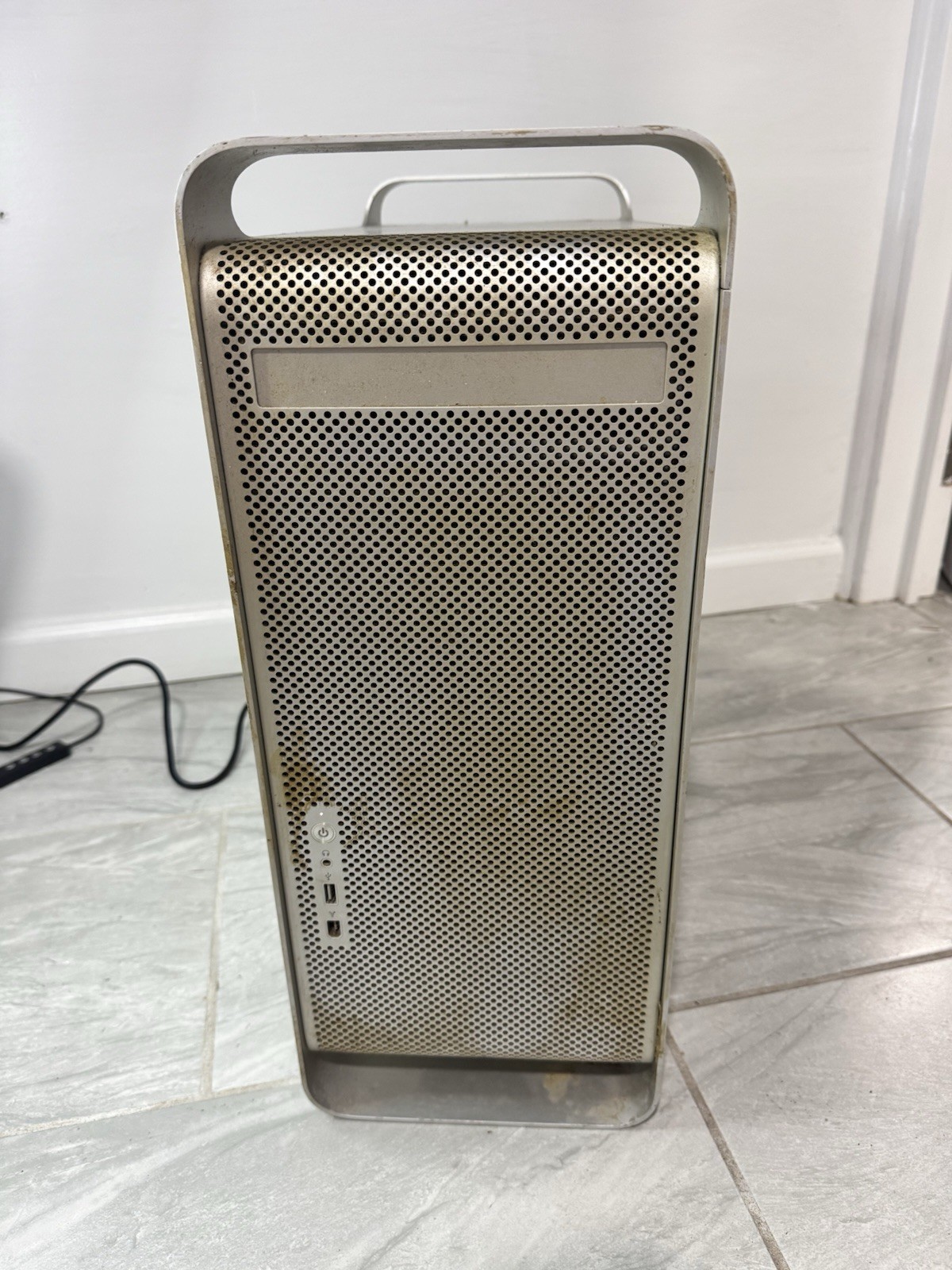 Apple Power Mac G5 Desktop Tower Computer Silver Aluminum Case Vintage