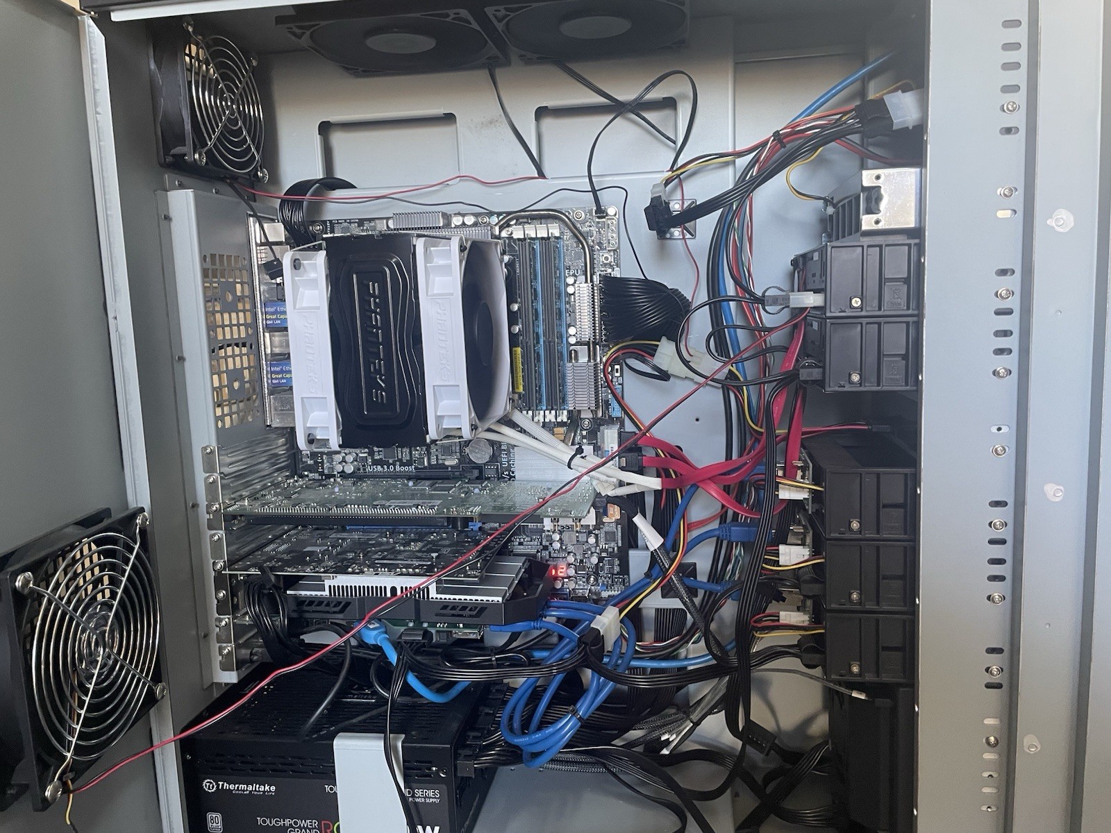 ASUS P9X79 WS   I7-3930K 3.20 32MB RAM / FAN & HEATSINK
