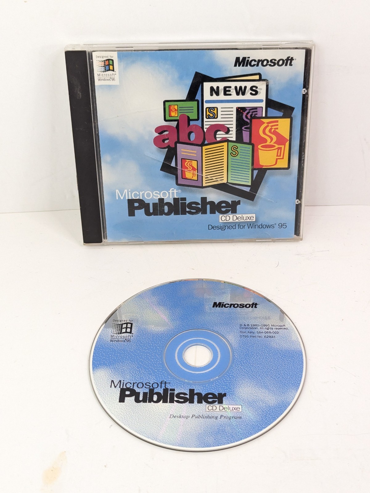 Microsoft Publisher CD Deluxe Designed for Windows 95 CD-ROM Key Included