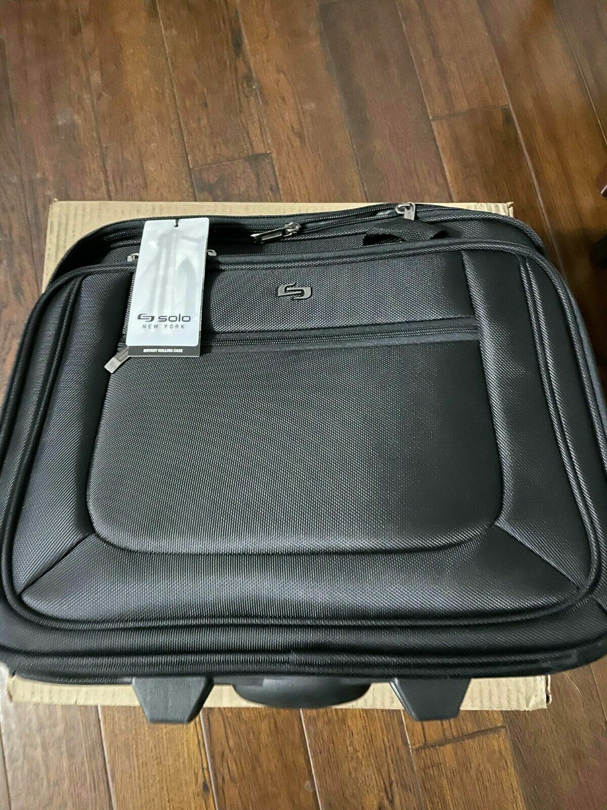 Solo Midtown Bryant 17.3 Inch Rolling Laptop Case Bag - Black - Used Lightly