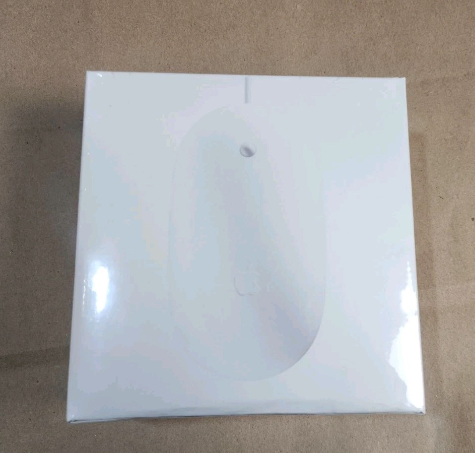 APPLE Wired USB Mighty Mouse A1152 MB112LL/B White New In Box
