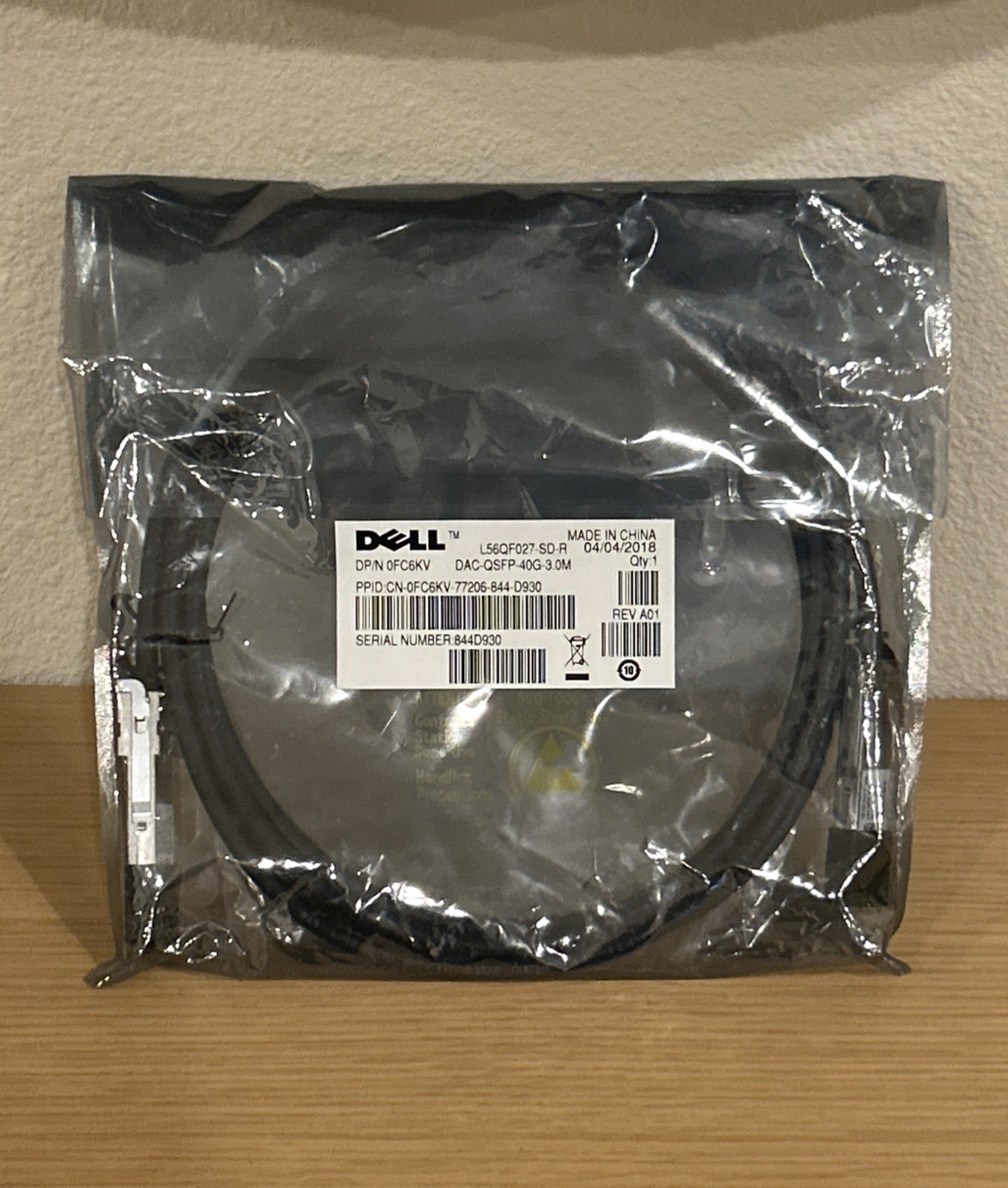 BRAND NEW Genuine OEM Dell DAC-QSFP-40G-3.0M Network Cable Stacking