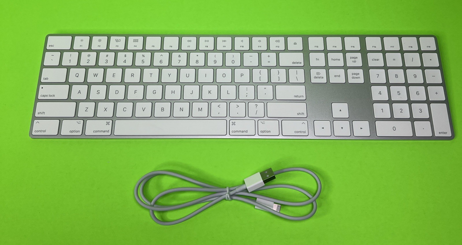 Apple A1843 Magic Keyboard with Numeric Keypad +  Cable - SAME DAY - WARRANTY