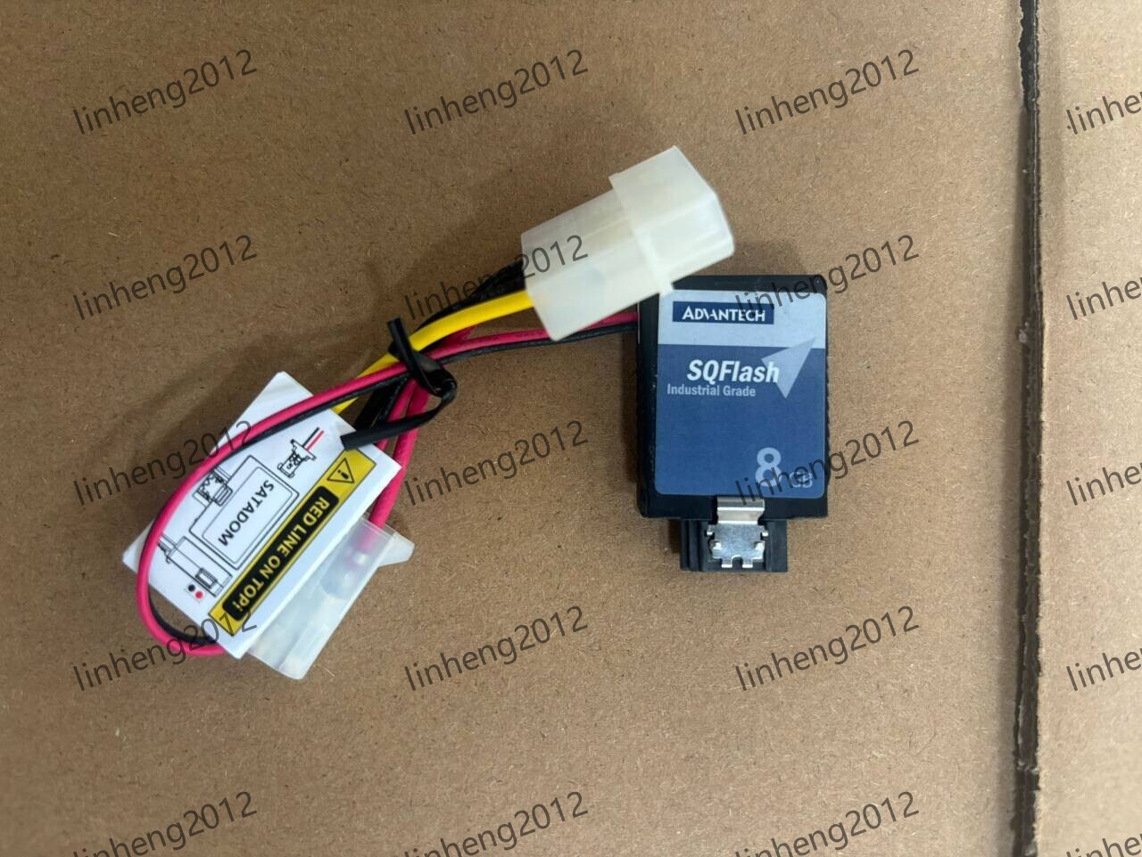 Advantech SQFlash 8GB  SATA DOM