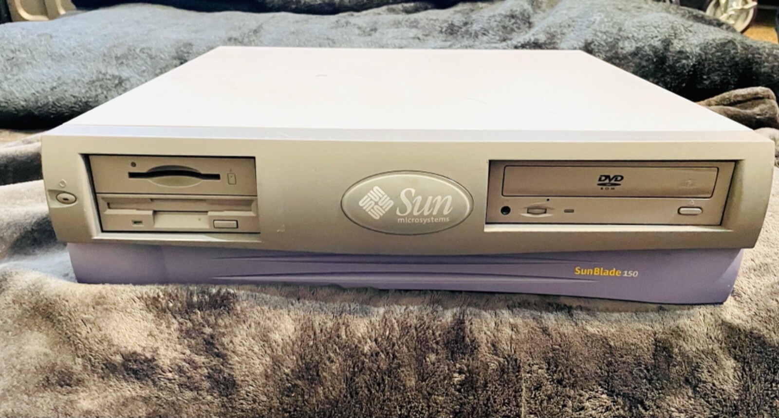 Sun Blade 150 Workstation 550MHz 256MB Memory No HDD 48X CD onboard GFX