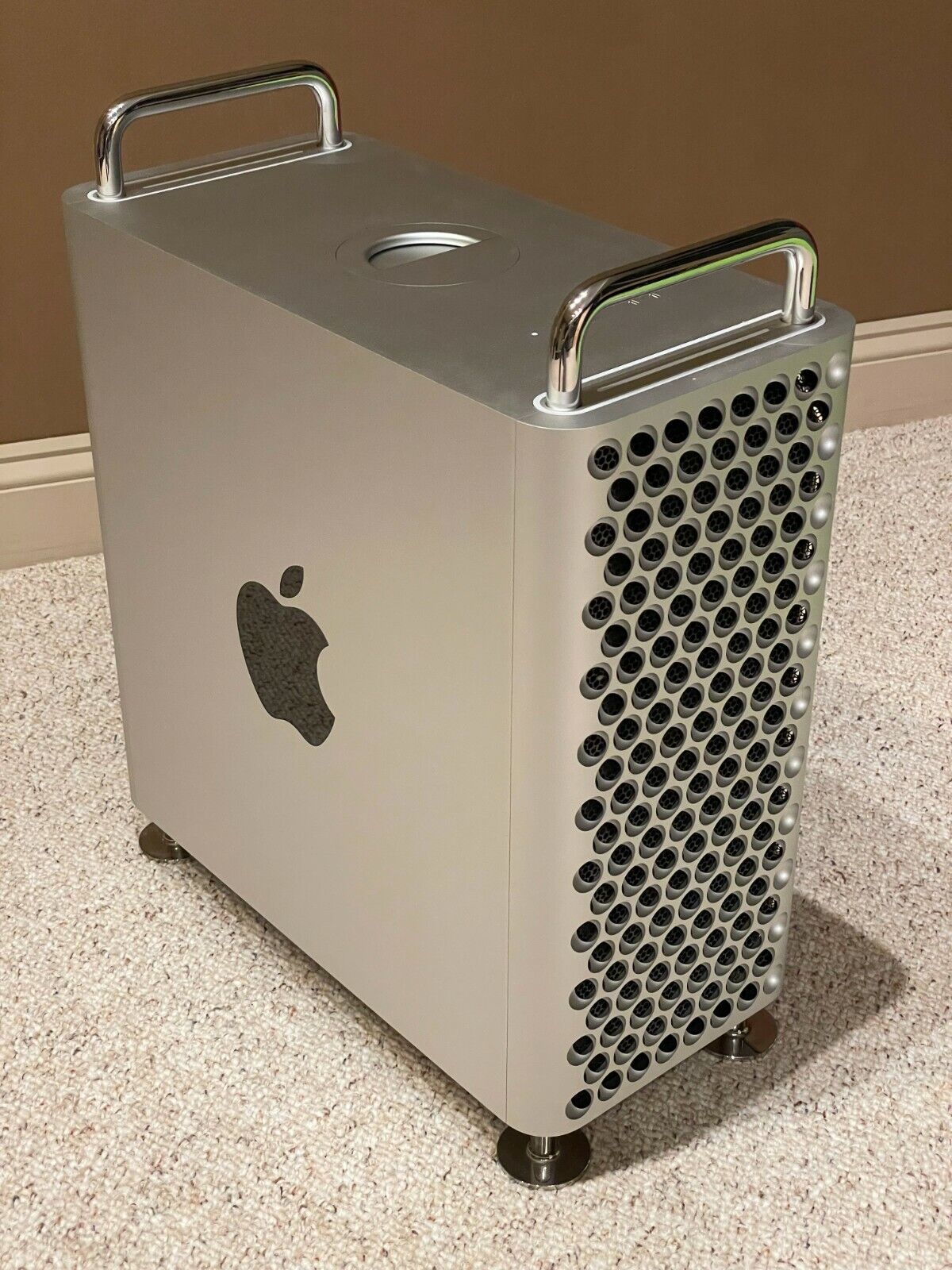 2019 Apple Mac Pro 16-Core 3.2GHz 32GB 2TB AMD Radeon Pro Vega II
