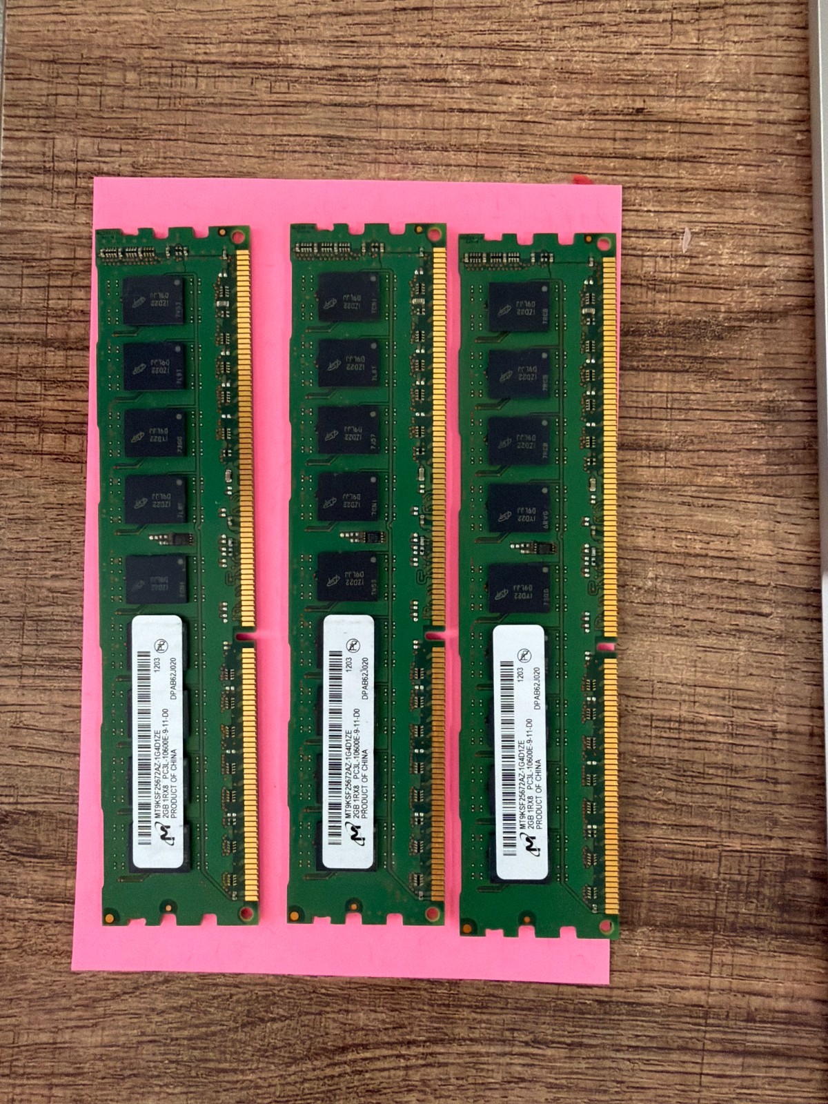 Lot of 3 Micron 2GB (6GB Total) PC3L-10600E DDR3L-1333 1Rx8 ECC Unbuffered UDIMM