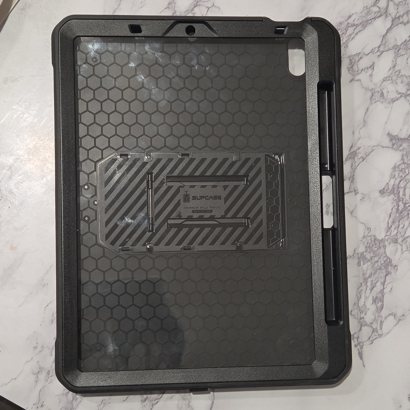 SUPCASE Unicorn Beetle Pro Rugged Case w/ Integrated Stand, Black
