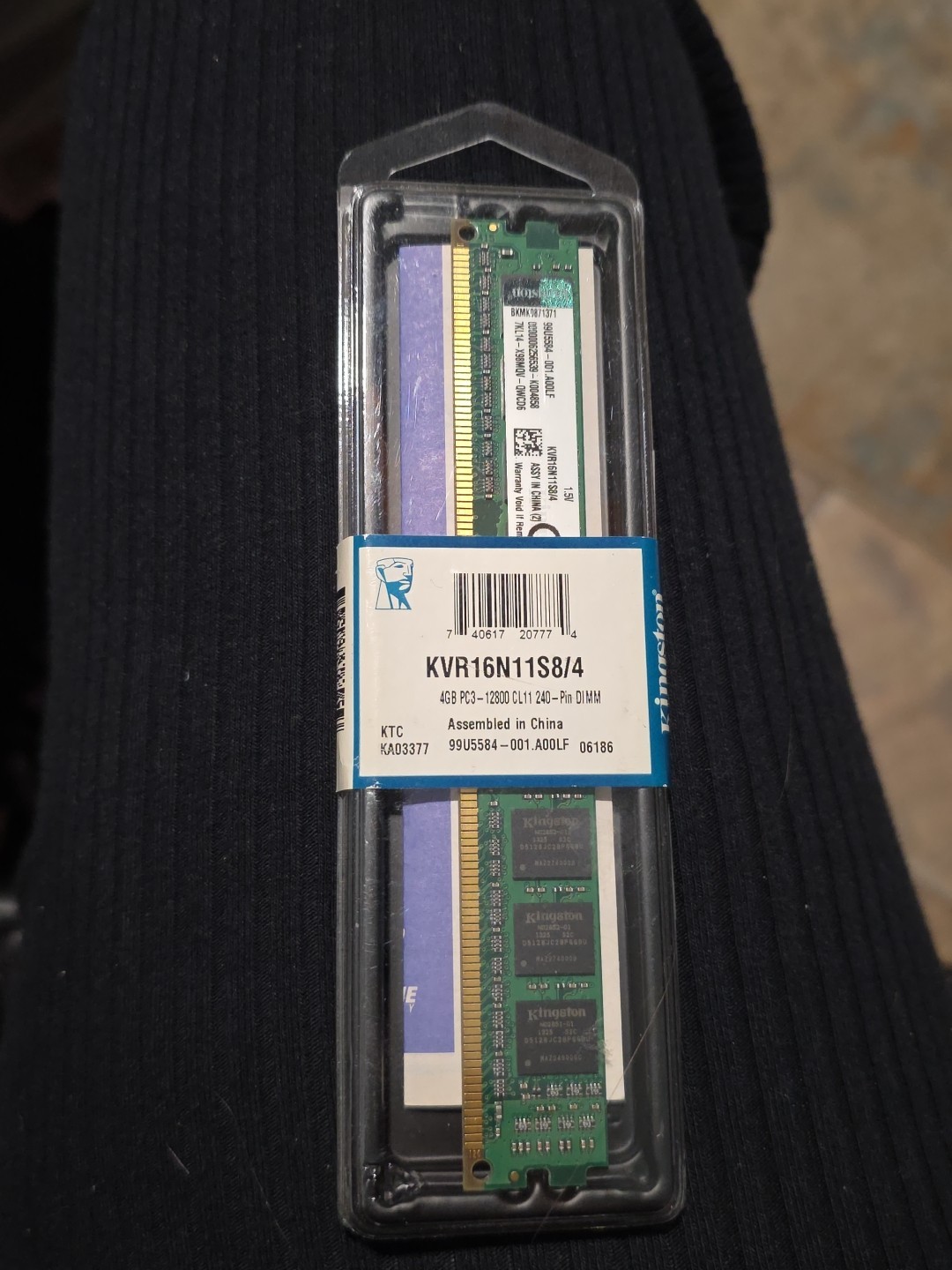 New Sealed Kingston KVR16N11S8/4 Memory RAM 4GB 1600MHz DDR3 240 Pin Dimm Chip