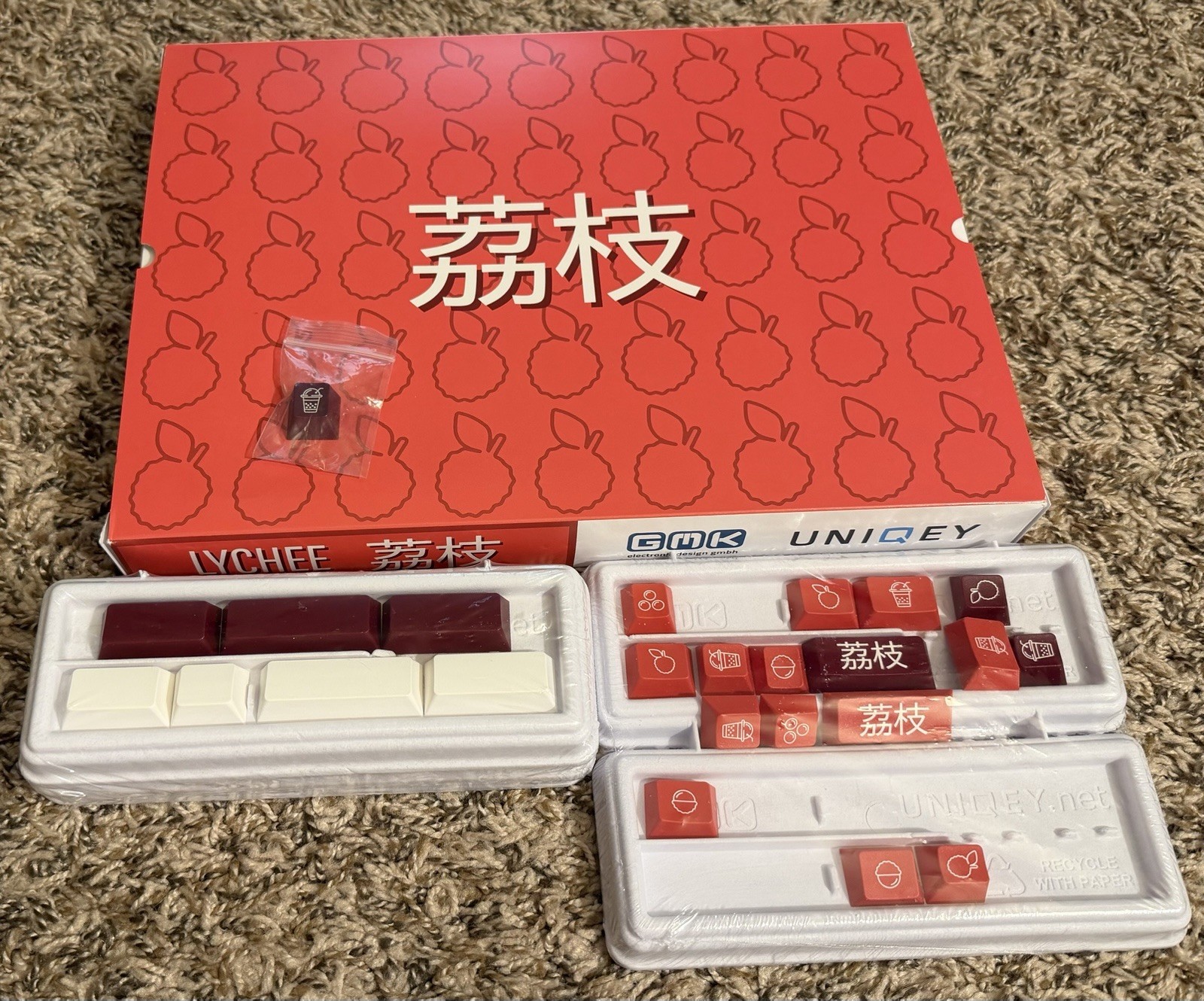GMK Lychee Keycap Set - New, never use