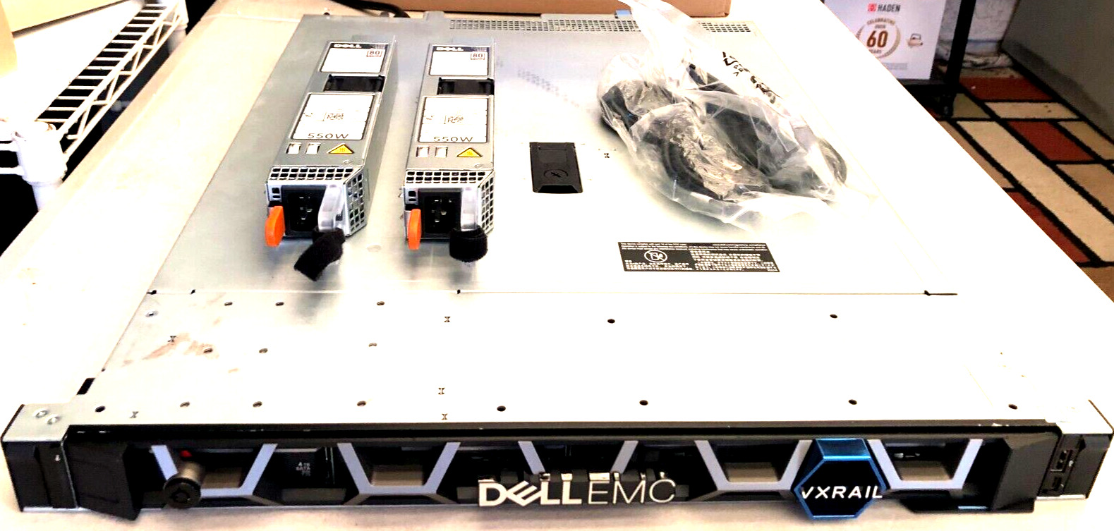 DELL EMC POWEREDGE OEMR340, R340, Intel Xeon E-2136 3.3GHz, 32GB PC4, 3x 2TB HDD