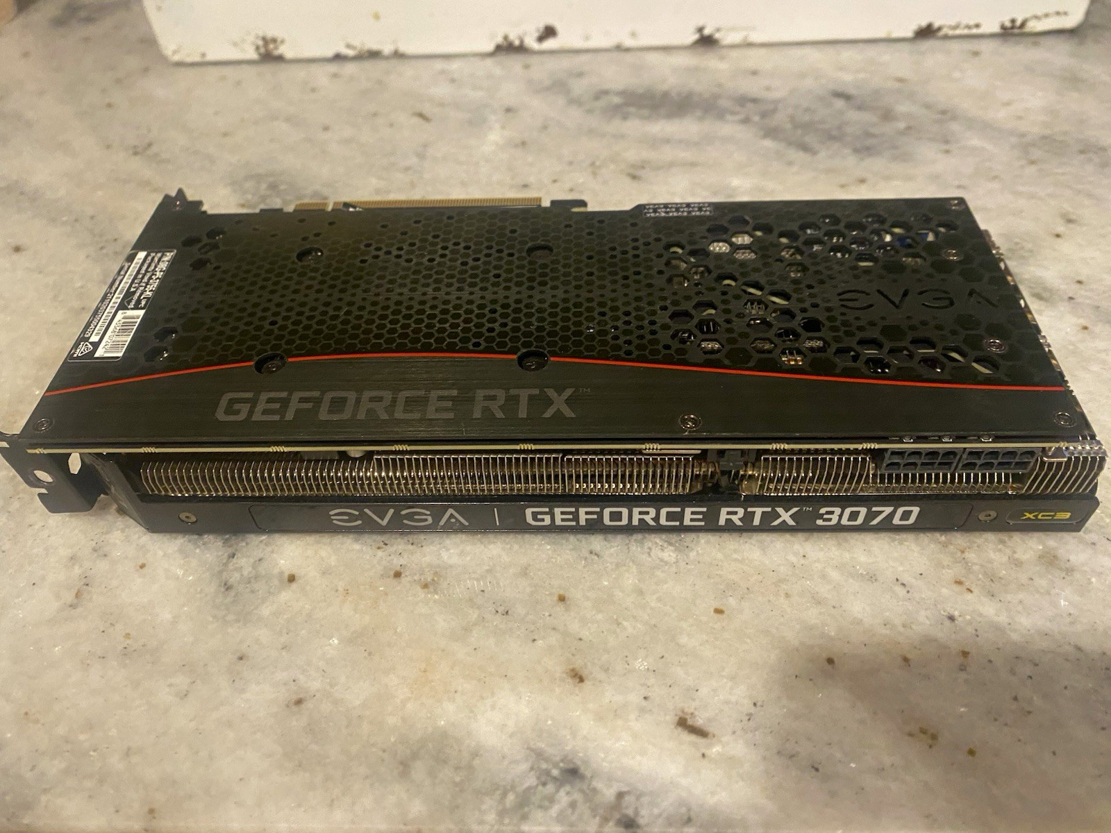 EVGA NVIDIA GeForce RTX 3070 8GB GDDR6 PCIe x16 HDMI/DP 8-Pin+8-Pin