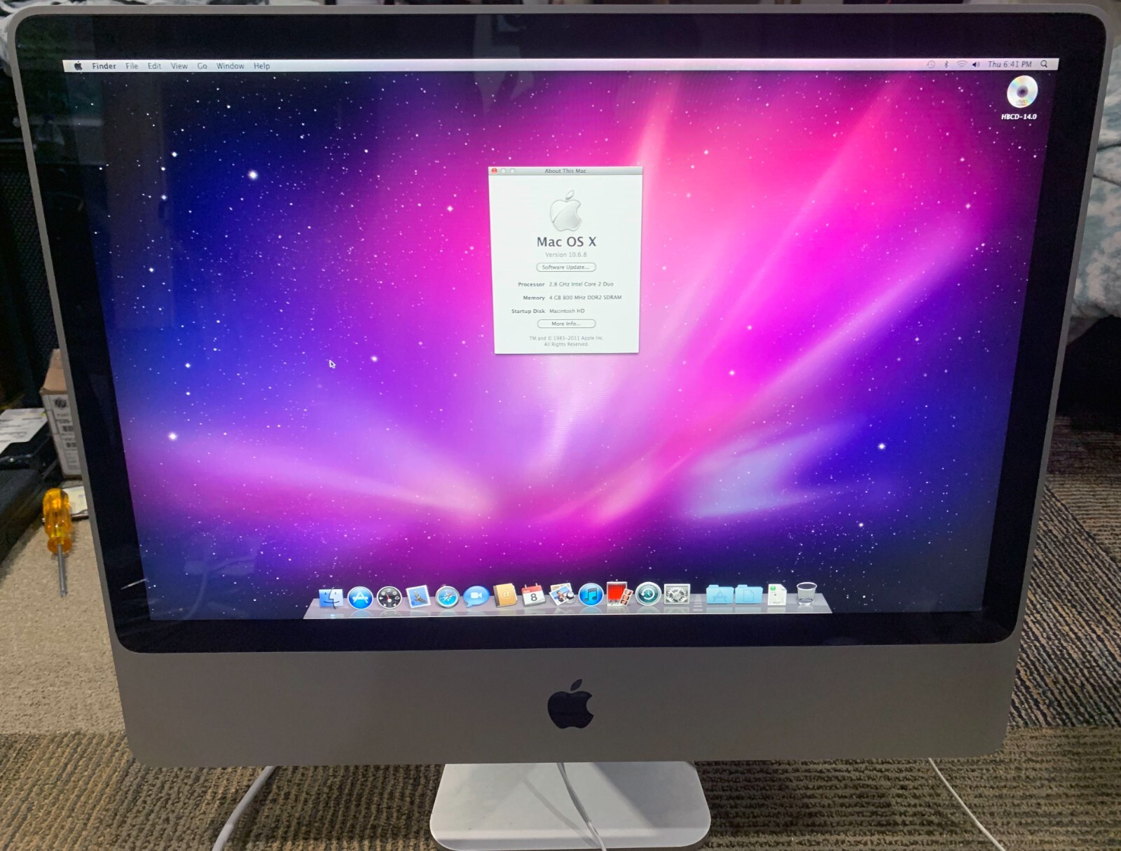 Retro Apple iMac A1225 24" Desktop - MB325LL/A (Early 2008)