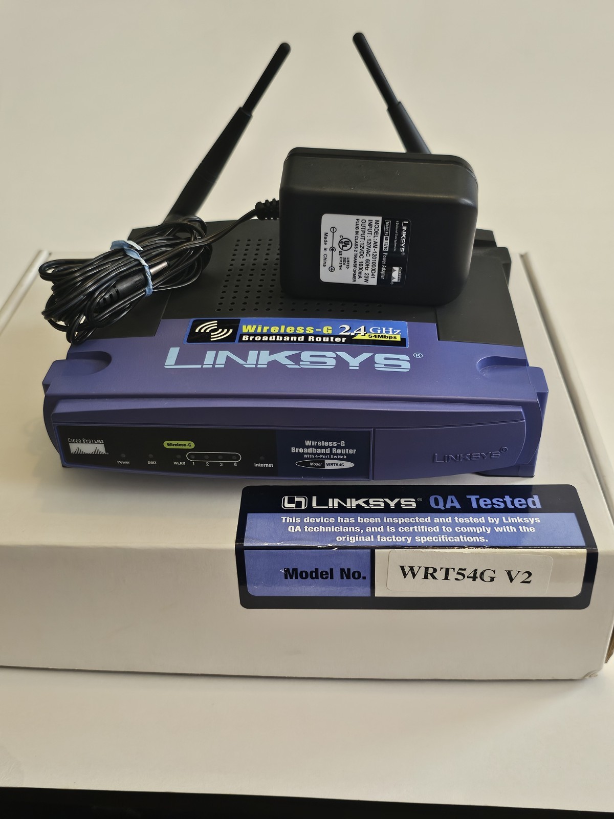 Linksys WRT54G v2 Wireless-G Router Tested Reset w/ Box Adapter CD