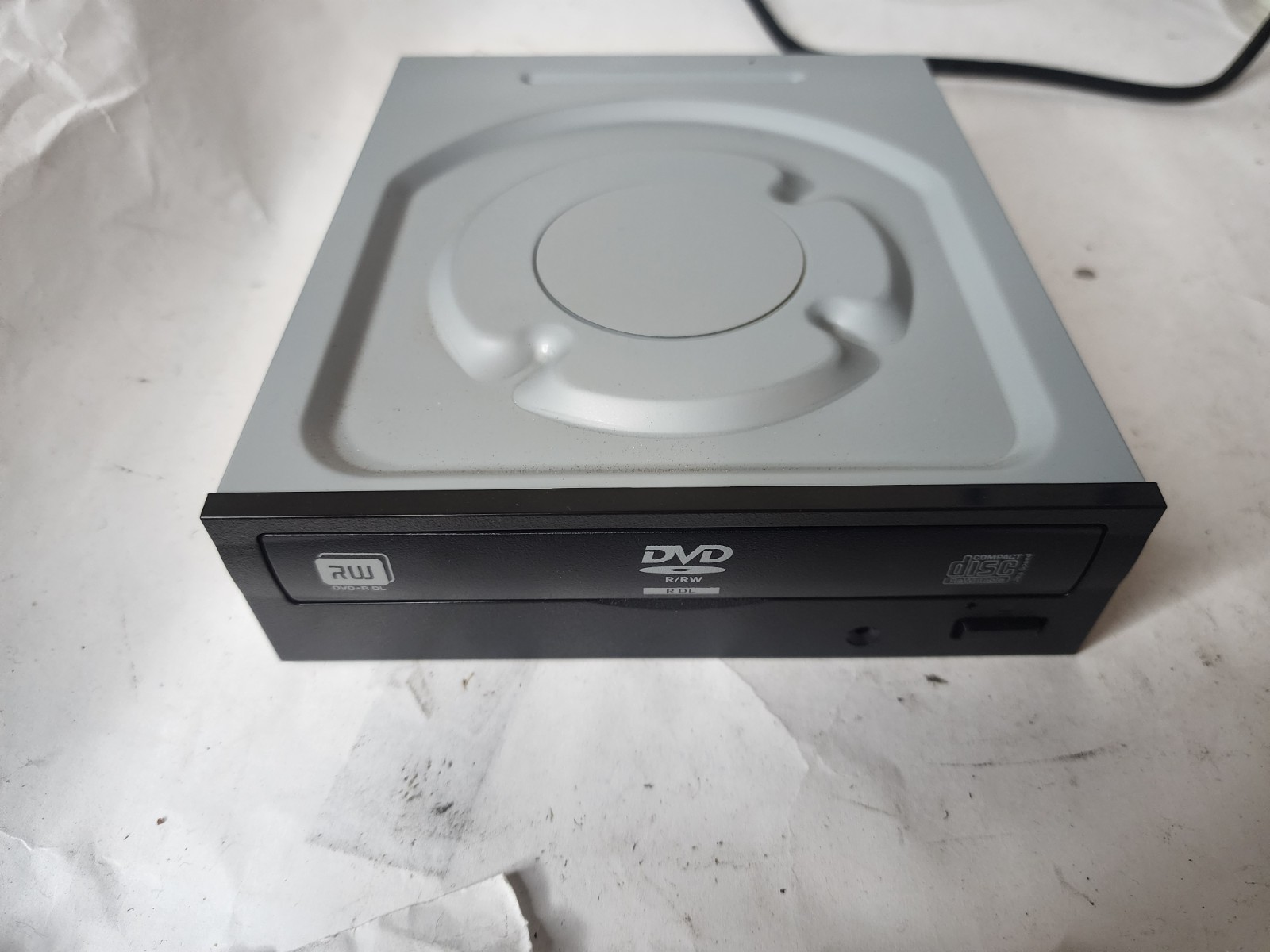 LITE-ON TECHNOLOGY CORP. | DVD/CD REWRITABLE DRIVE/ DVD | MODEL: IHAS124-14 FU