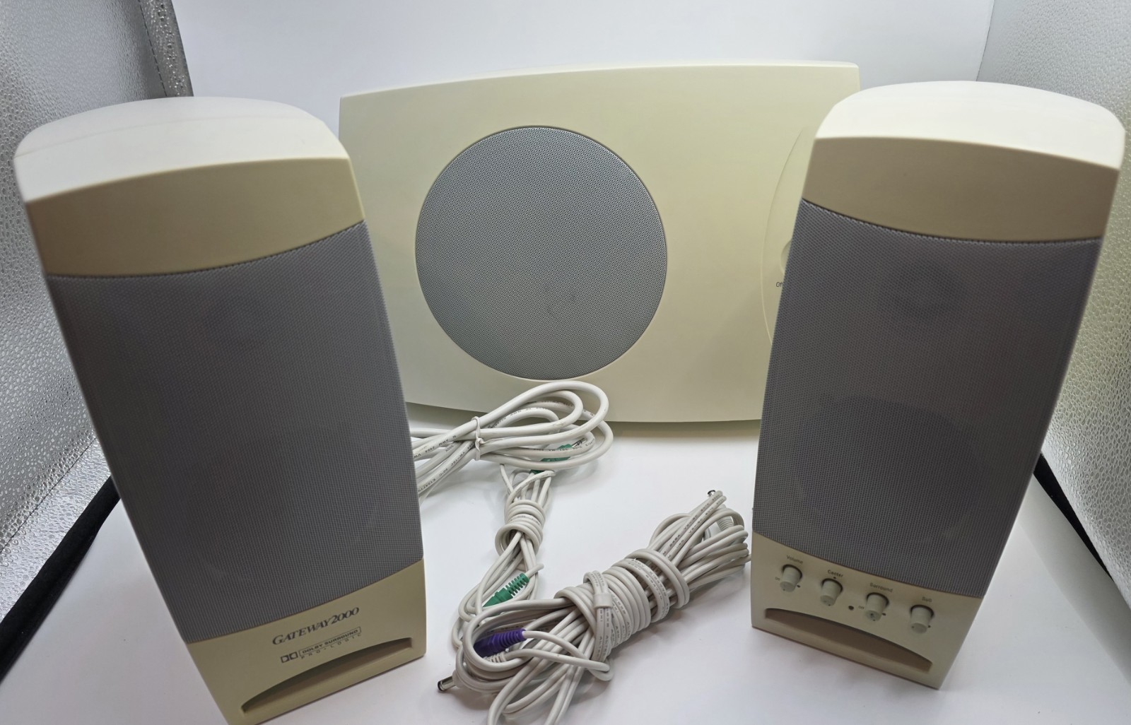 Vintage Gateway 2000 Altec Lansing Computer Speaker System 3-Piece Set. Works