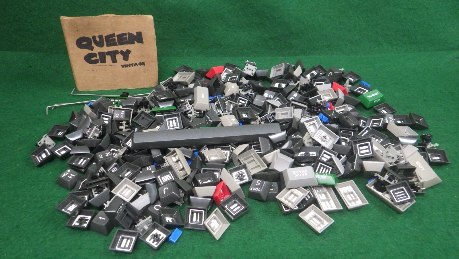 Large Lot of Vintage Computer Keyboard Keycaps Key Caps 1970s 1980s Mechanical