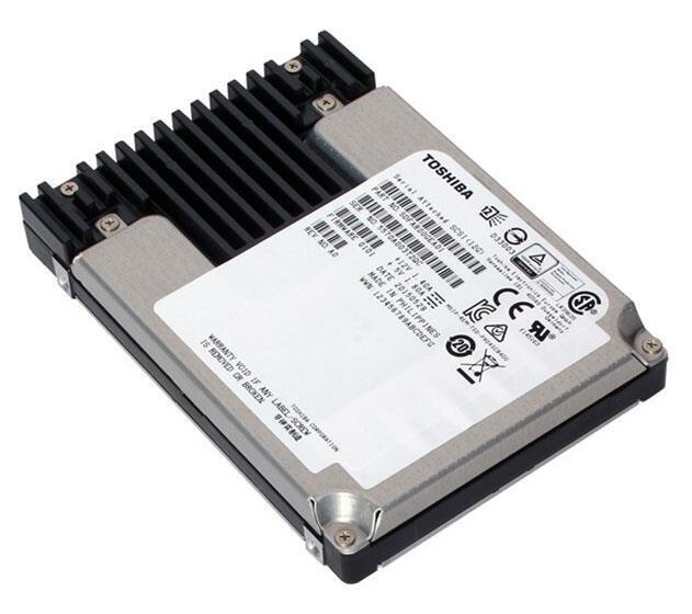 Toshiba  800GB SSD SAS 12Gbps Hard Drive 2.5" MLC PX05SMB080Y CN3JH w/ DELL Tray