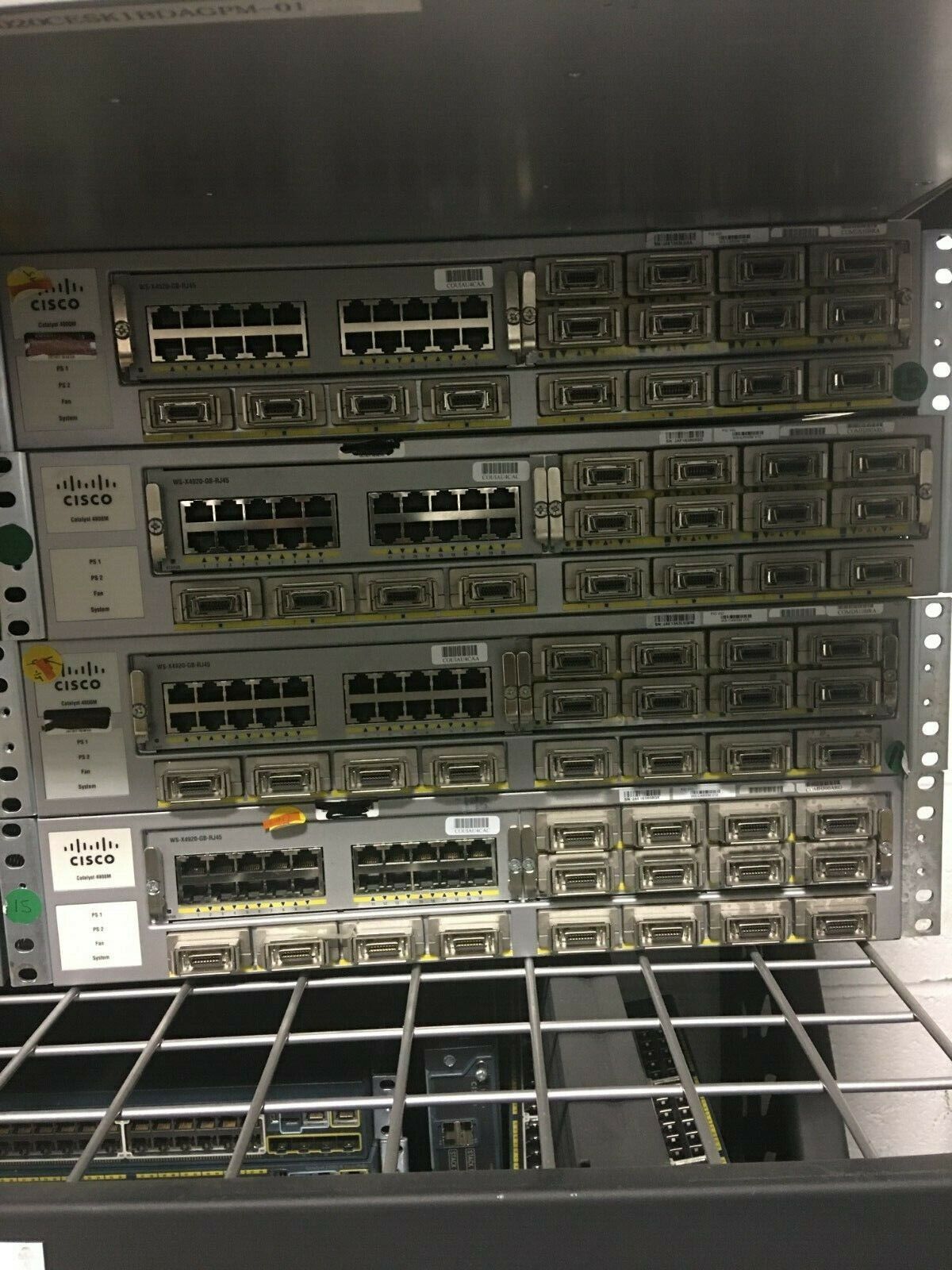 Cisco Catalyst WS-C4900M with WS-X4920-GB-RJ45 & Cisco WS-X4908-10GE SINGLPOWER 