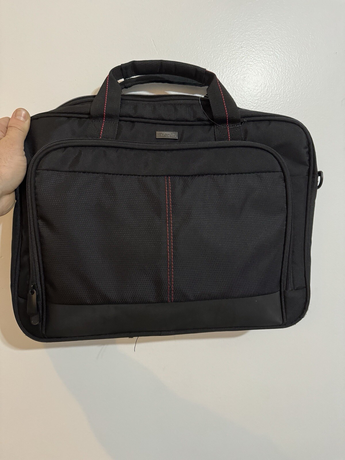 Targus Notebook Messenger / Laptop or Computer Bag. New