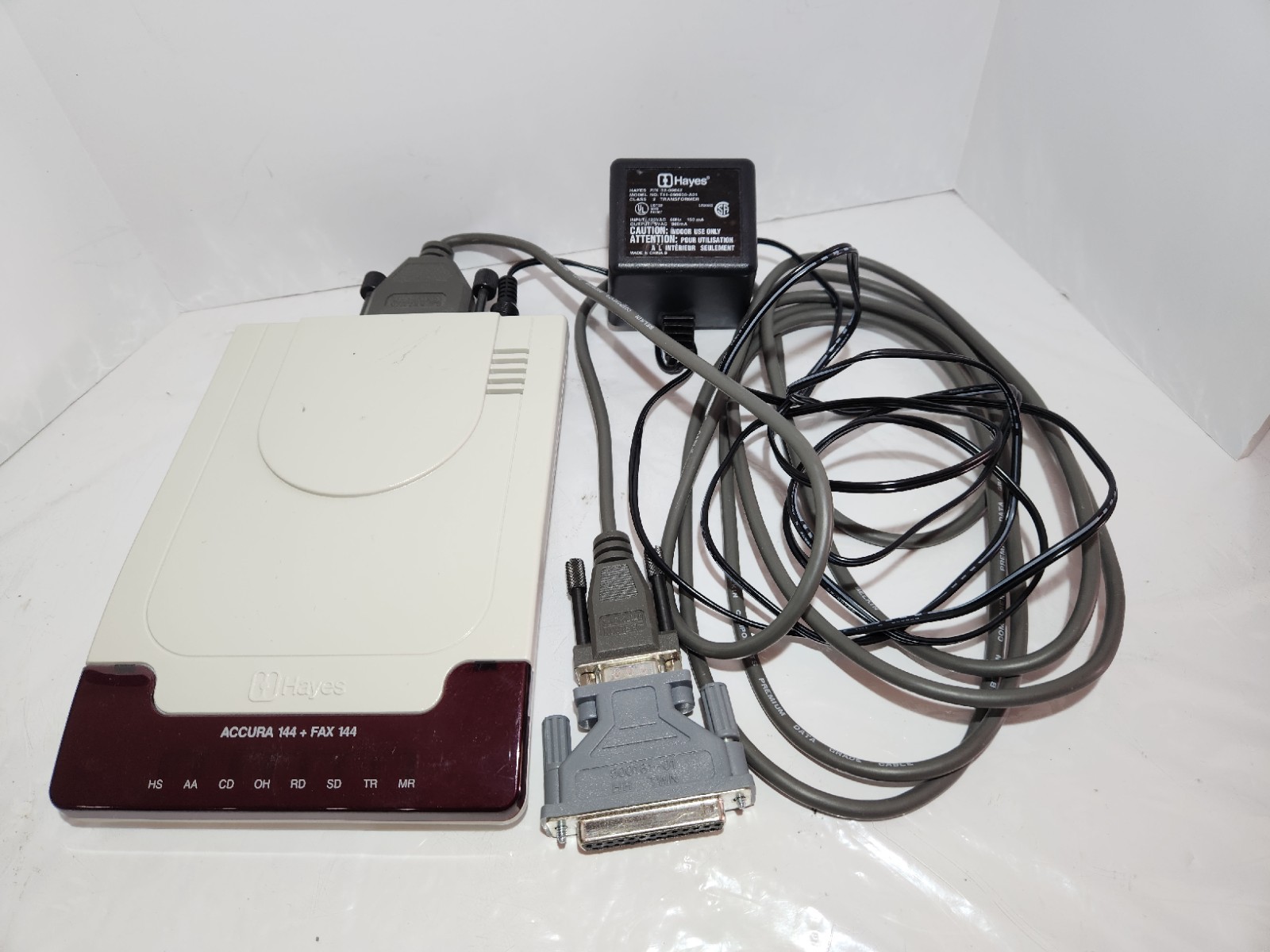 Hayes 5300AM Accura14400 + Fax144 External Modem Great Condition 