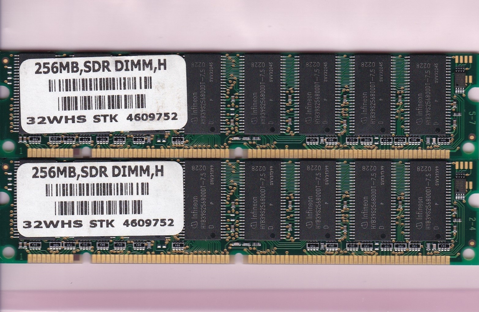 512MB 2x256MB PC-133 PNY Brand 32WHS Single-Rank Memory Kit PC133 SDRAM 32Mx64