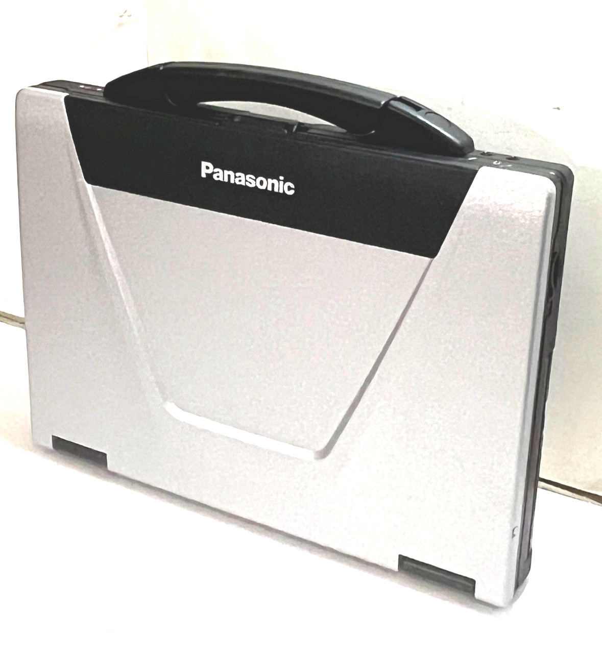 Panasonic Toughbook CF-52 Core 2 Duo P8400 2.26GHz 4GB 128GB SSD LTE WINDOWS 7P